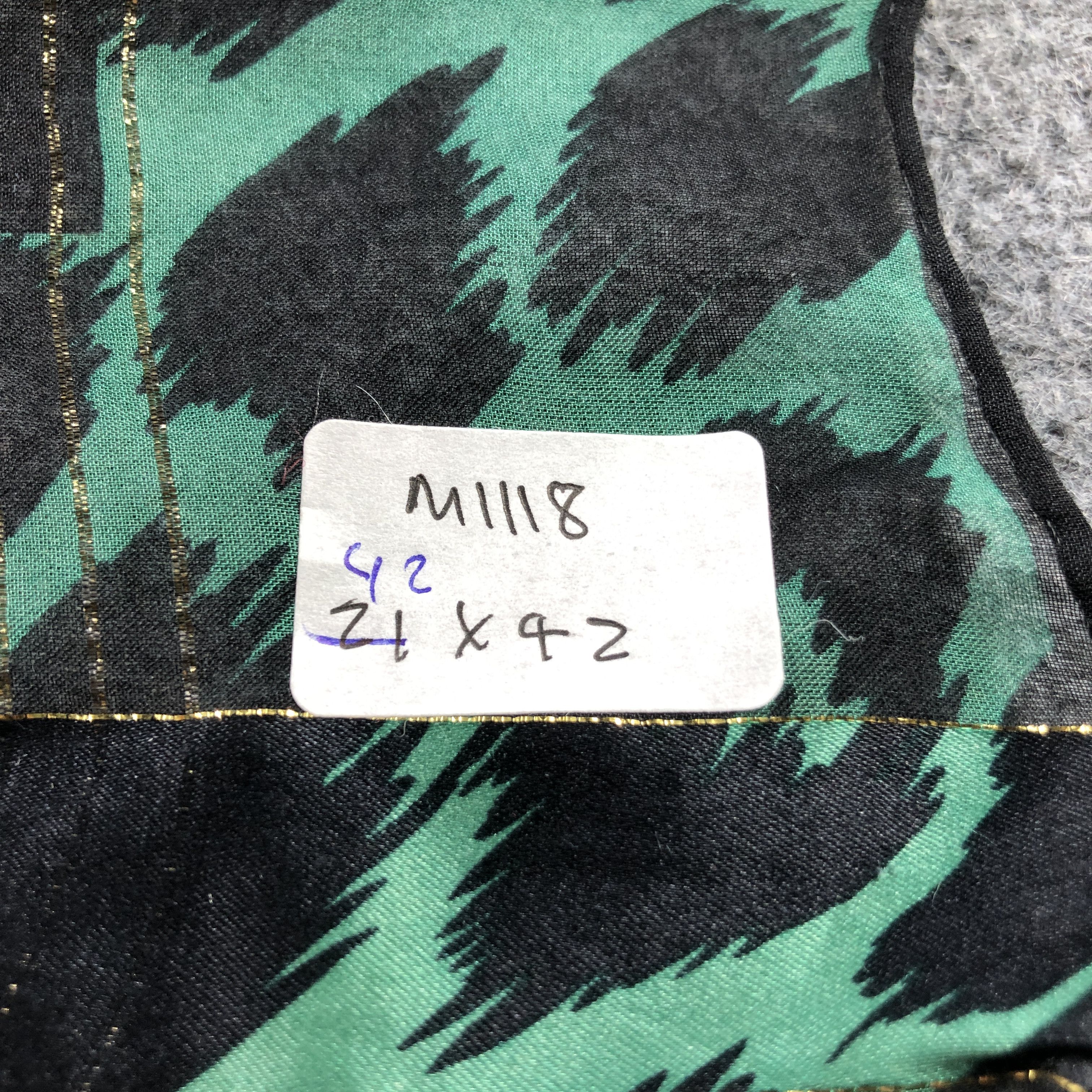 Japanese Brand Yukiko Hanai Luxury Hand Rolled Silk Scarf M1118 Size ONE SIZE - 6 Thumbnail
