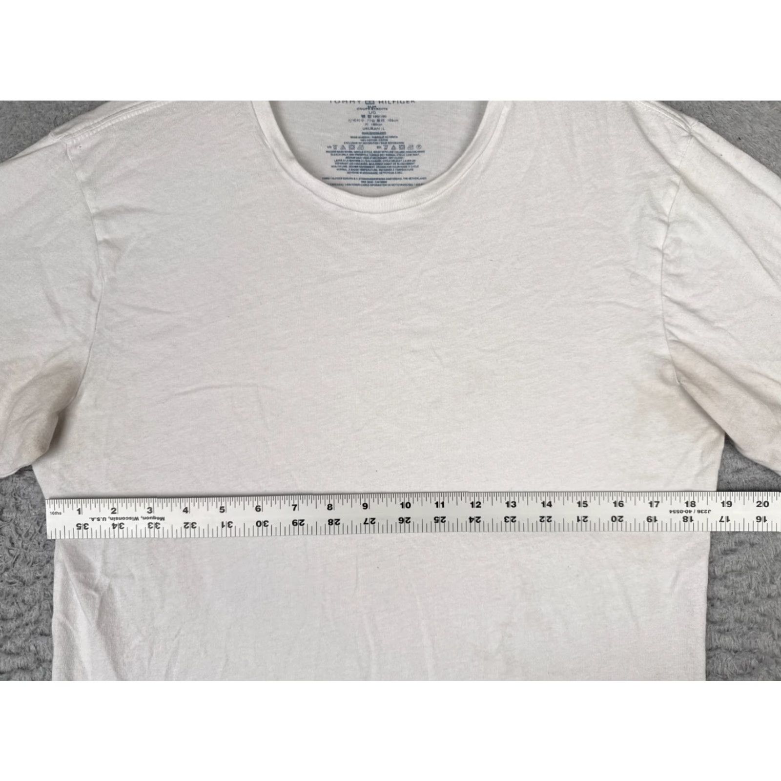 Tommy Hilfiger Tommy Hilfiger Shirt Adult Large White Crew Neck 100% Cotton Short Sleeve Size US L / EU 52-54 / 3 - 7 Thumbnail