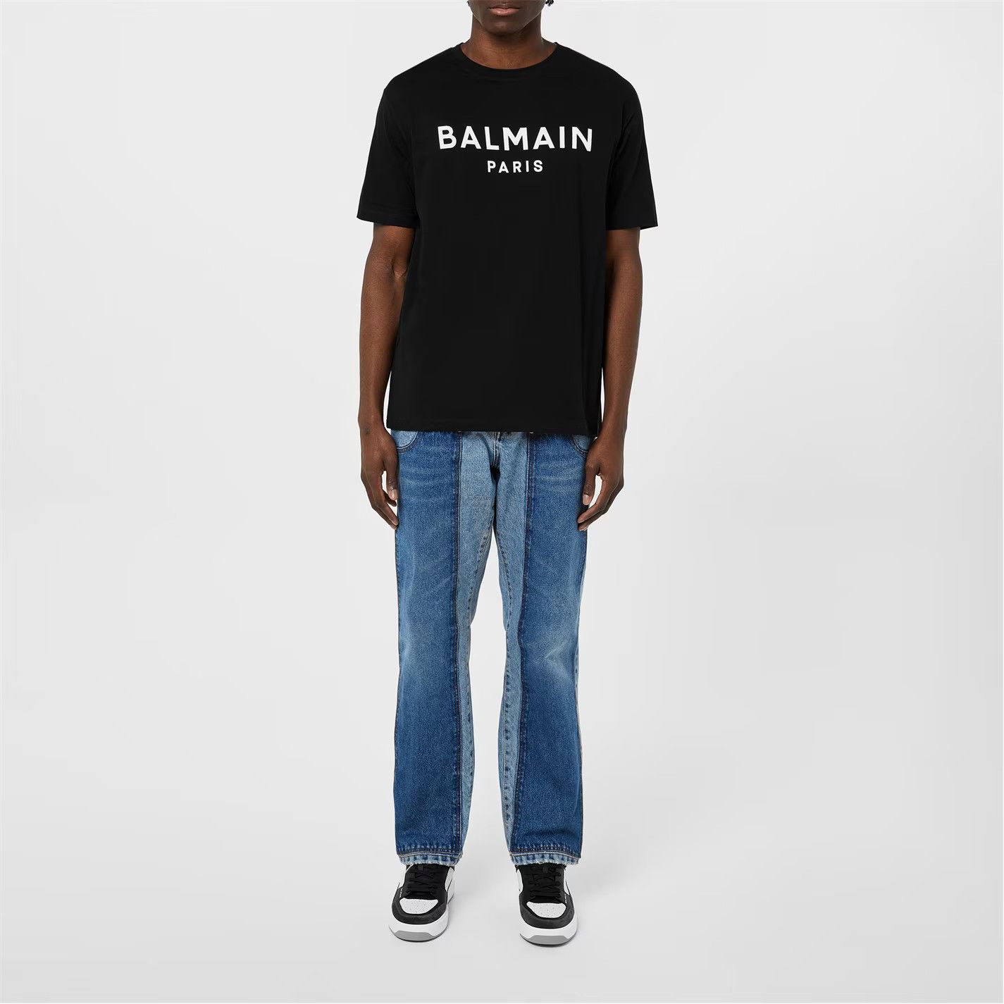 Balmain o1y0426 Logo Crewneck T-Shirt in Black Size US L / EU 52-54 / 3 - 5 Thumbnail