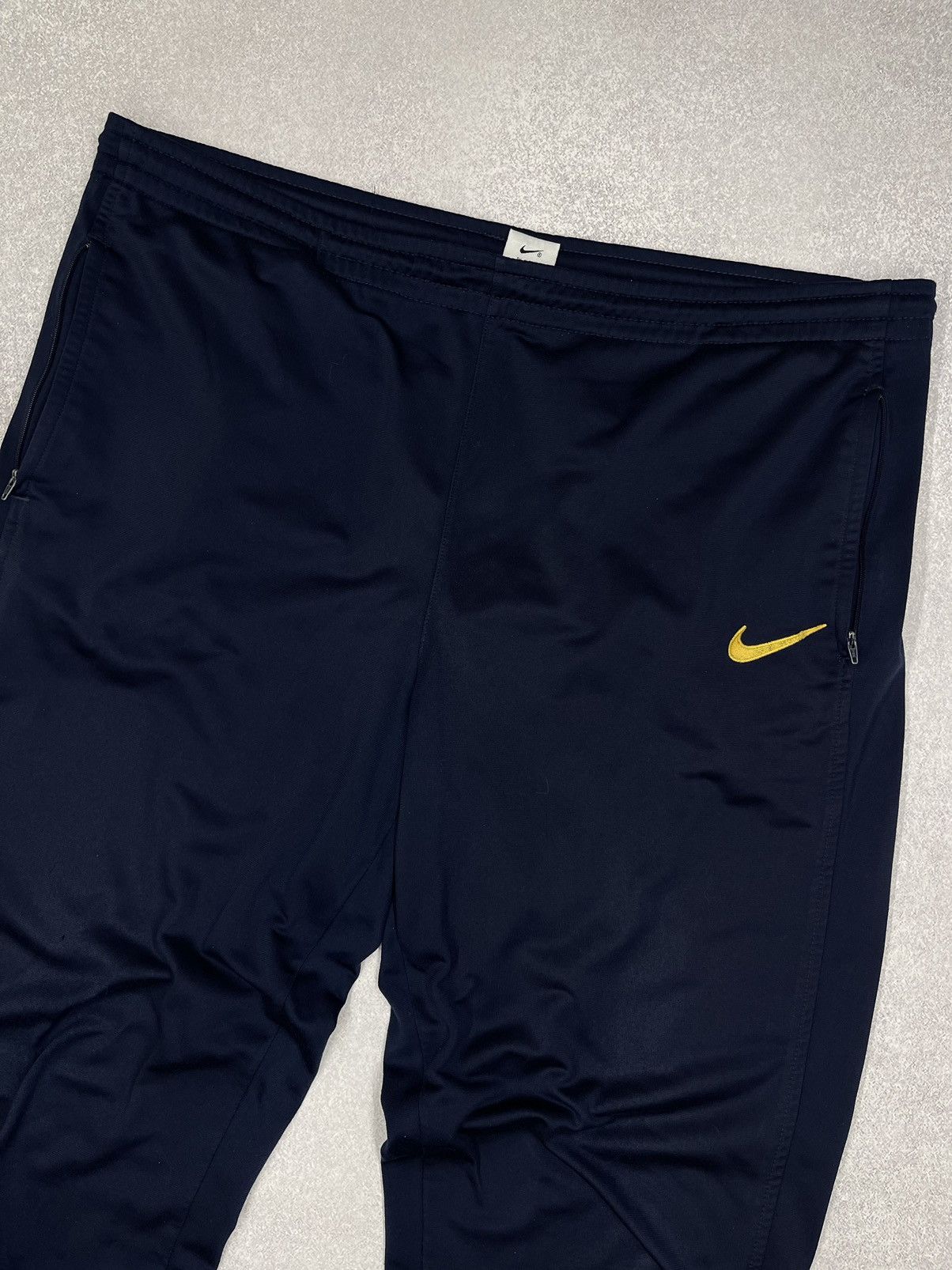 Nike Vintage Nike Double Big Logo Swoosh Navy Sweatpants Y2K ACG Size US 34 / EU 50 - 4 Thumbnail