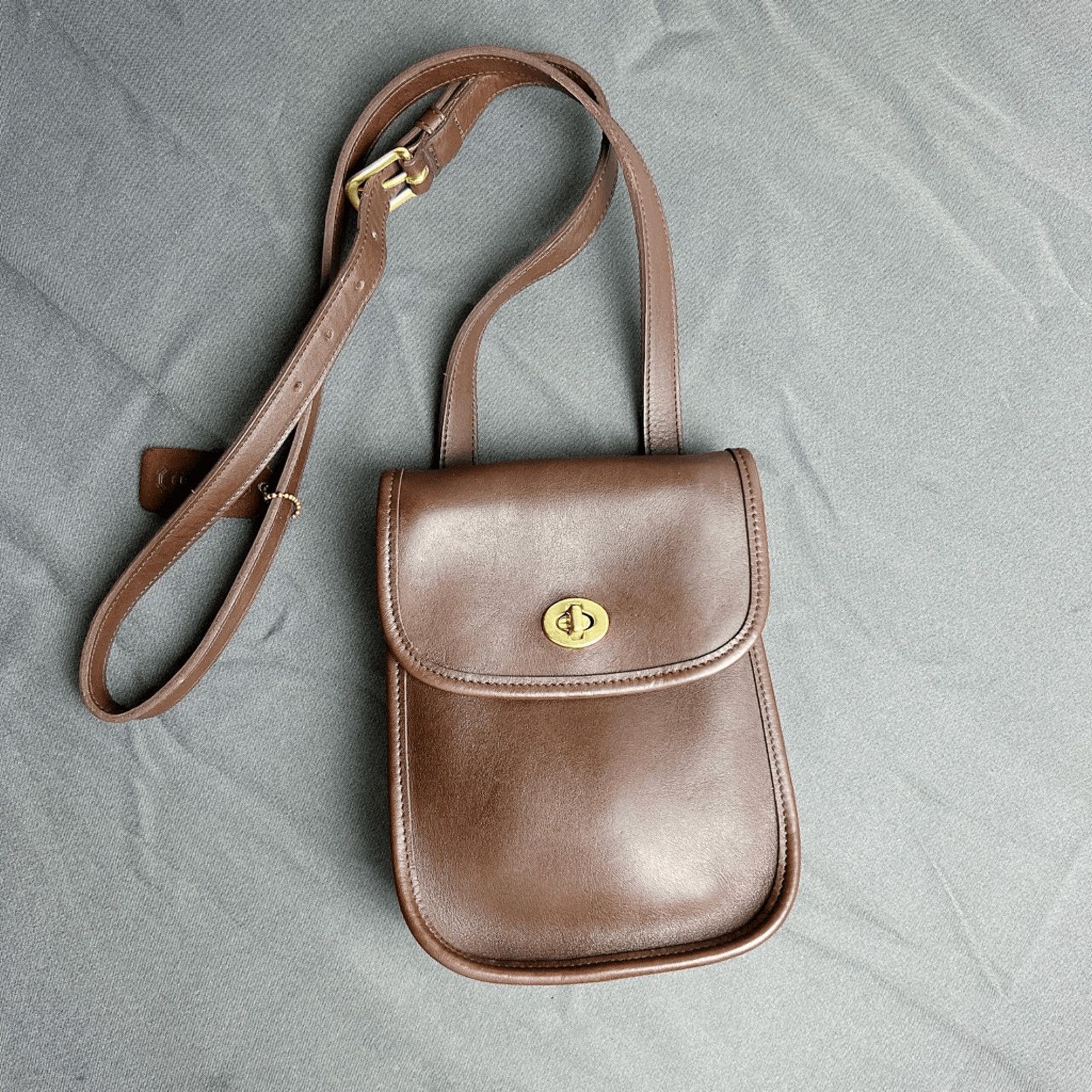 Coach NEW! Coach Vintage Mahogany Small Sidepack 9978 Size ONE SIZE - 1 Thumbnail