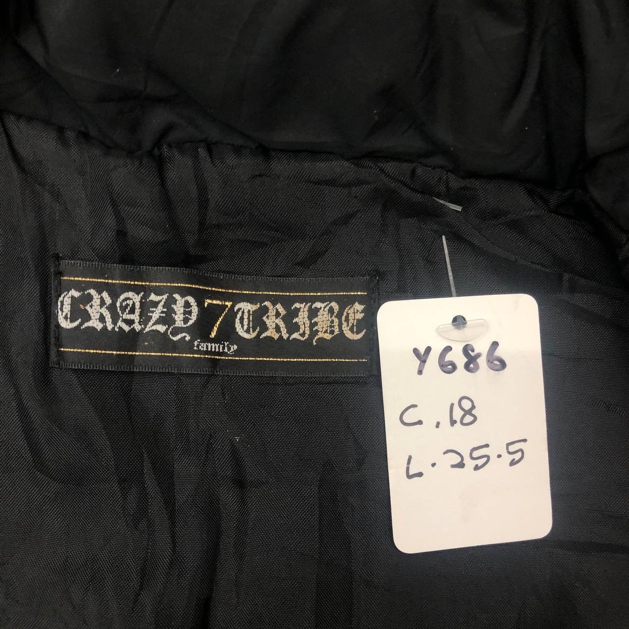 Japanese Brand Y686. CRAZY TRIBE 7 FAMILY CROMEHEART INSPIRE DOWN JACKET Size US S / EU 44-46 / 1 - 10 Thumbnail