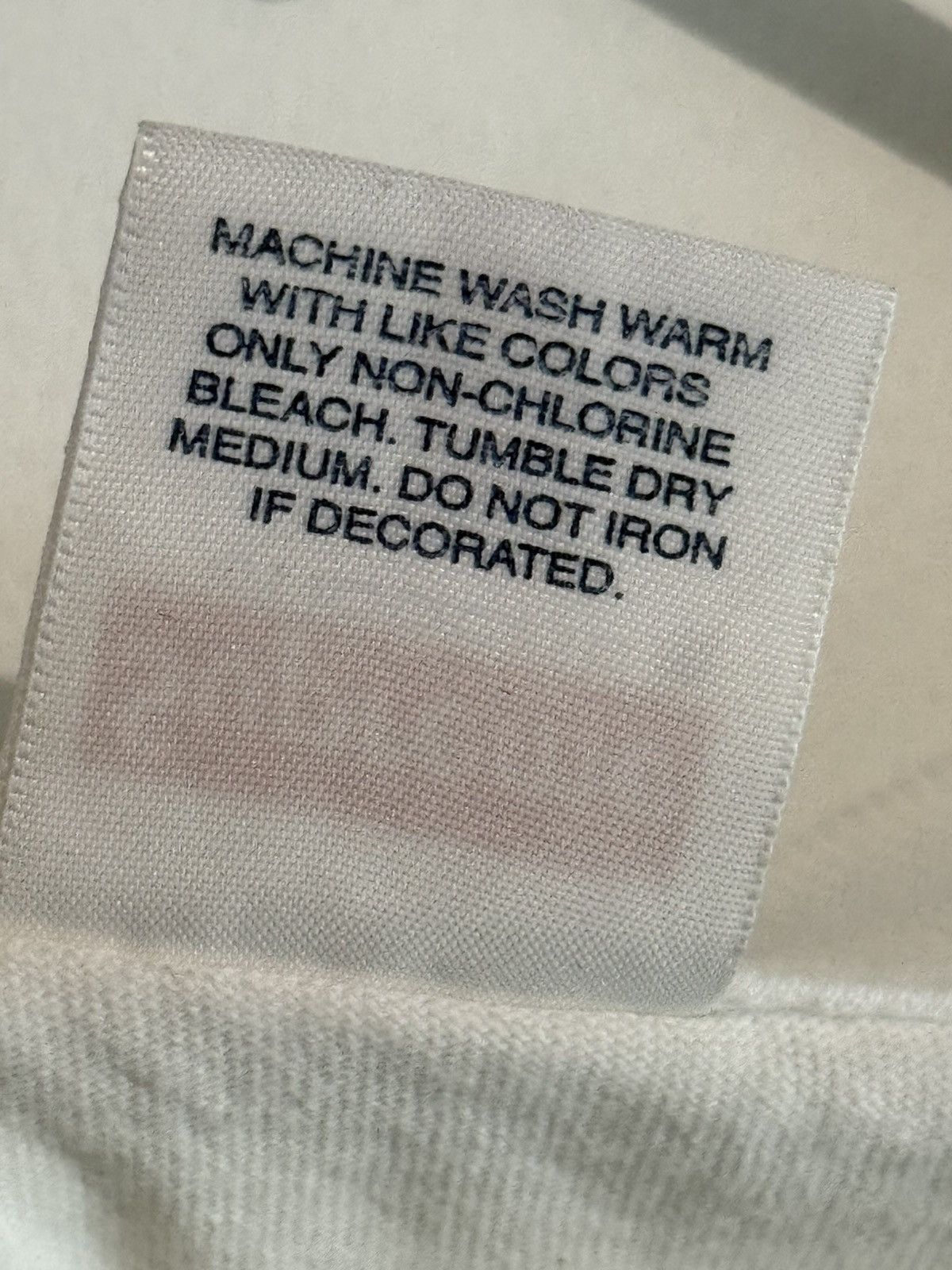 Supreme Supreme 2009 Damien Hirst Box Logo Tee Size Large Size US L / EU 52-54 / 3 - 4 Thumbnail