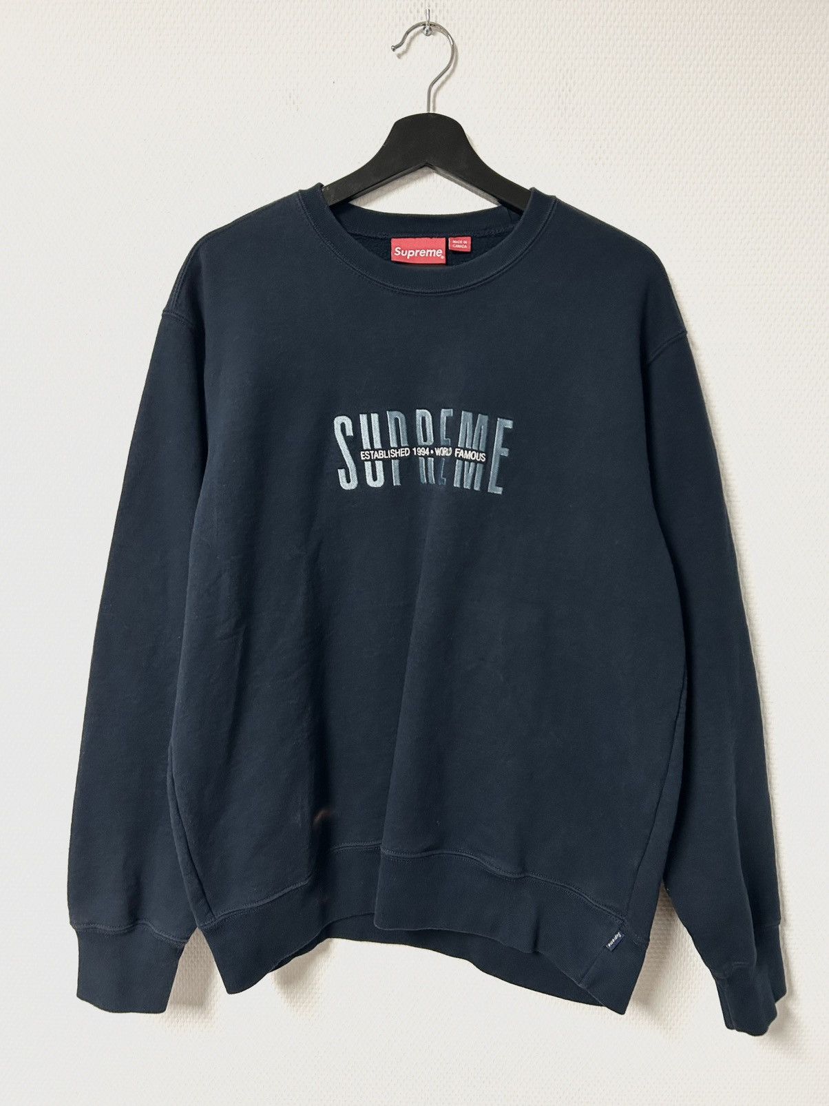 Supreme Supreme - FW18 World Famous Crewneck Navy Blau💙🩵 | Grailed