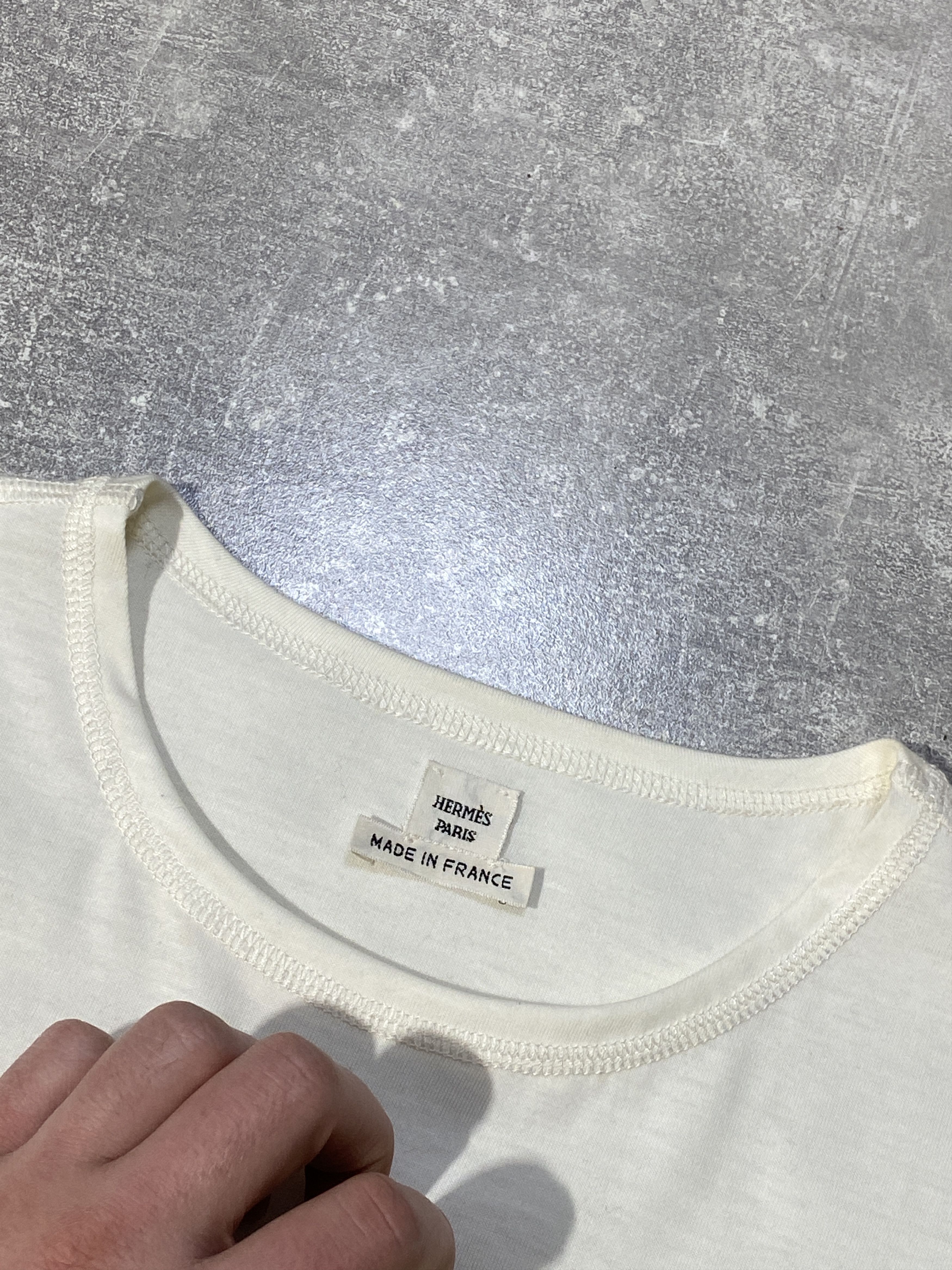 Hermes Rare HERMES embroidered pocket retro bag logo T-shirt Size S / US 4 / IT 40 - 6 Thumbnail