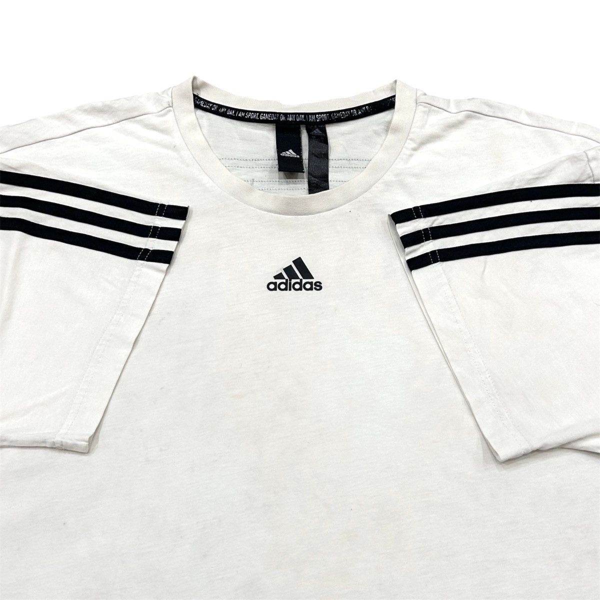 Adidas Adidas Center Logo Stripe Tshirt Size US L / EU 52-54 / 3 - 3 Thumbnail