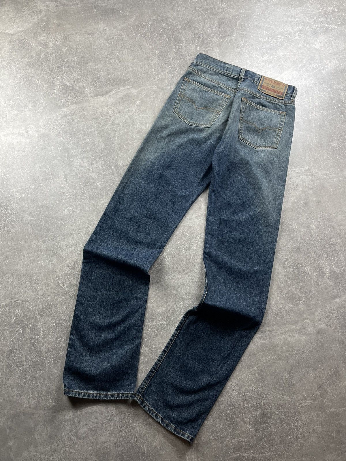 Diesel Diesel Vintage 00s Y2K Industry Straight Denim Jeans Blue Size US 28 / EU 44 - 1 Thumbnail