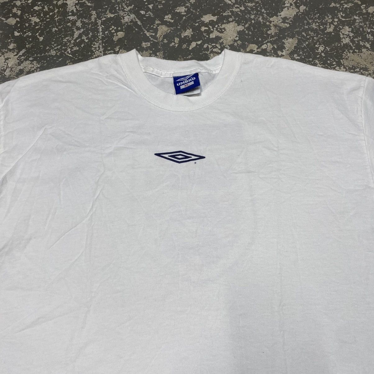 Vintage Vintage England Umbro Soccer Football Tshirt Size US XL / EU 56 / 4 - 12 Thumbnail