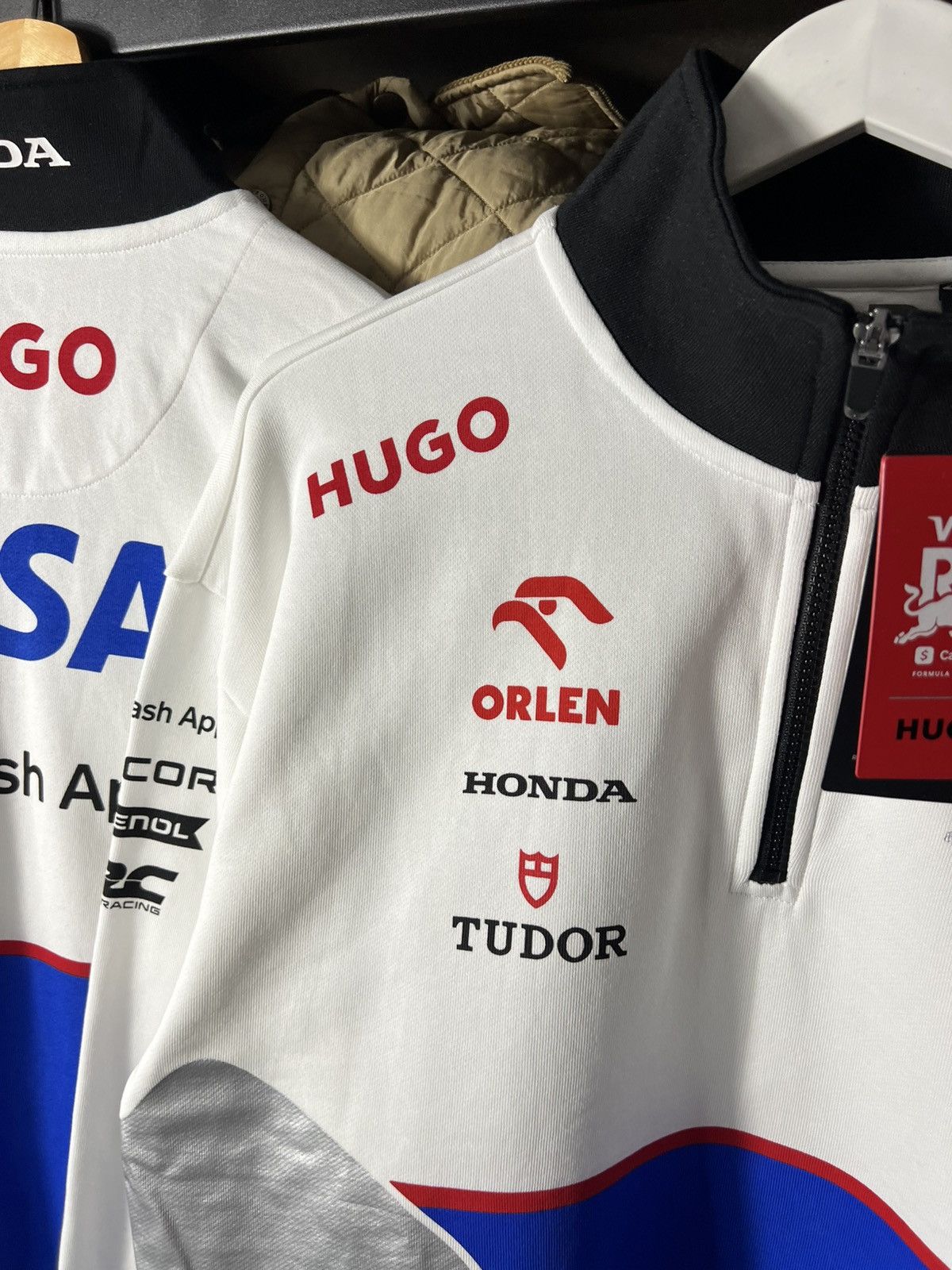 Hugo 🔥 HUGO Red Bull Racing F1 2024 1/4 Zip Sweatshirt Visa Cash Size US M / EU 48-50 / 2 - 8 Thumbnail