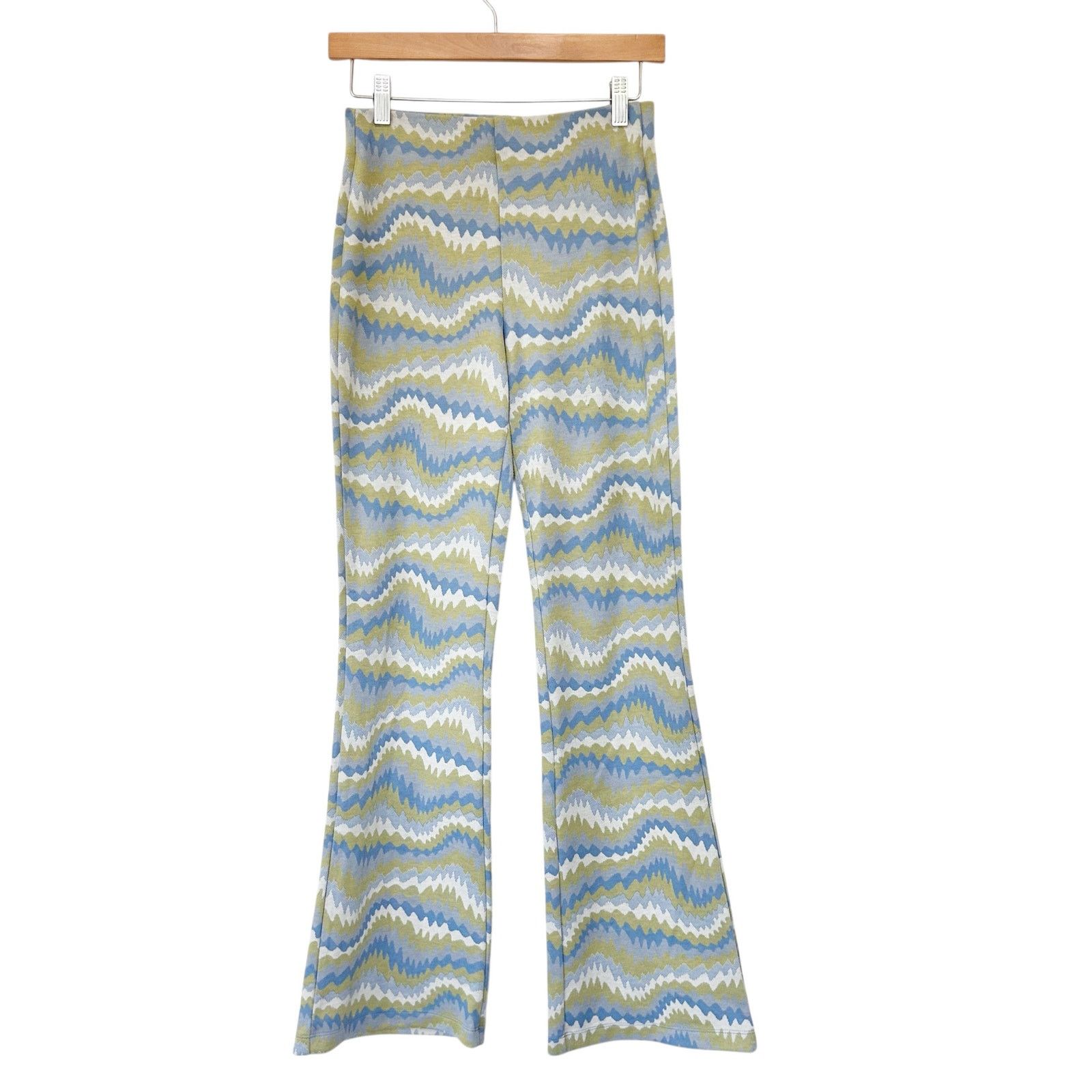 Urban Outfitters Urban Outfitters Green Blue Printed Bryn Flare Pants Sz S Size 27" / US 4 / IT 40 - 1 Thumbnail