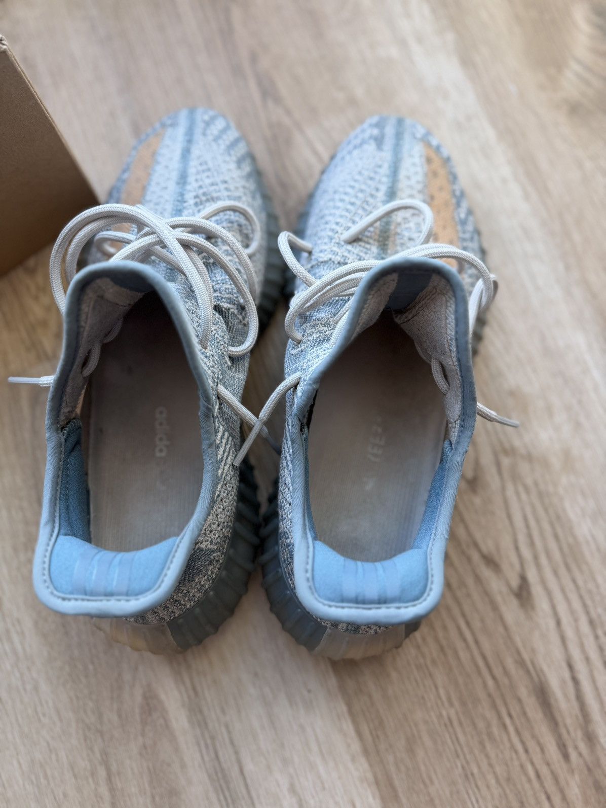 Adidas Yeezy Boost 350 V2 Israfil Size US 10.5 / EU 43-44 - 10 Thumbnail