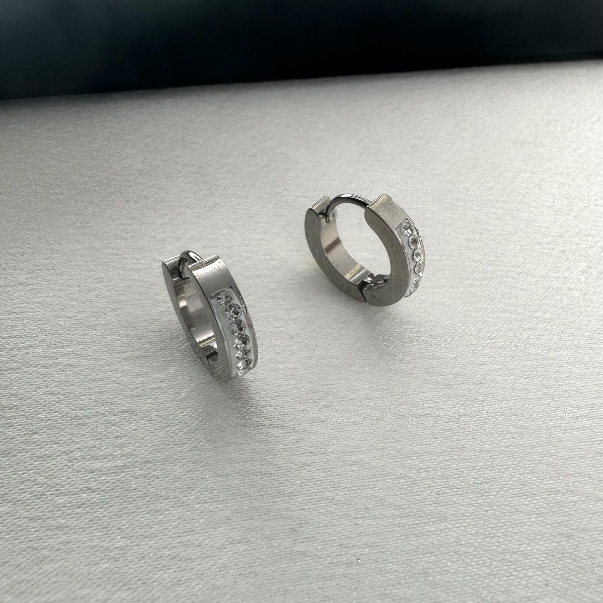 Other CZ Small Silver Hoop Earrings for Men Women Unisex Style Size ONE SIZE - 2 Thumbnail