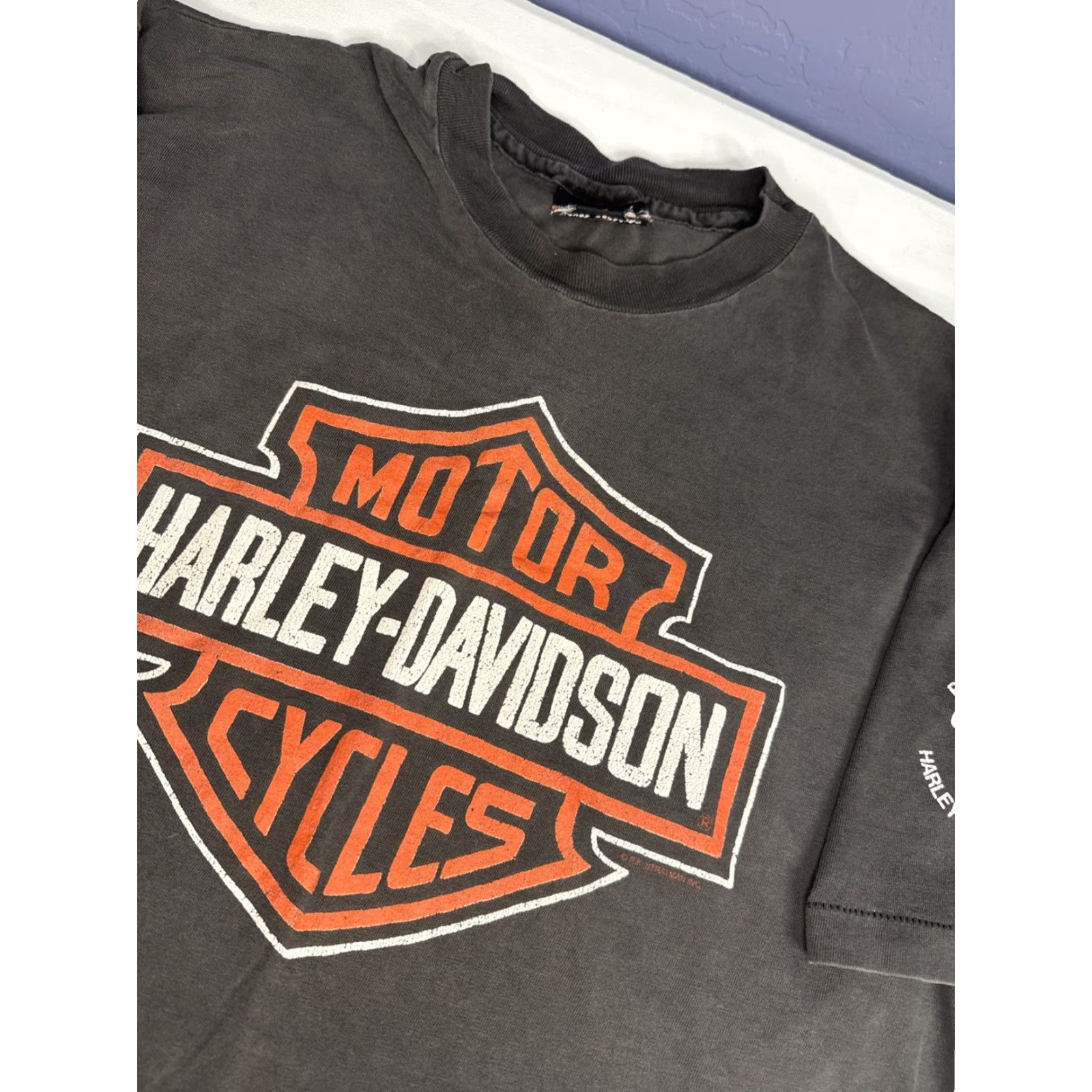Harley Davidson VINTAGE Harley-Davidson Hanes Beefy-T Shirt London Tee XL Black Logo Men Size US XL / EU 56 / 4 - 4 Thumbnail