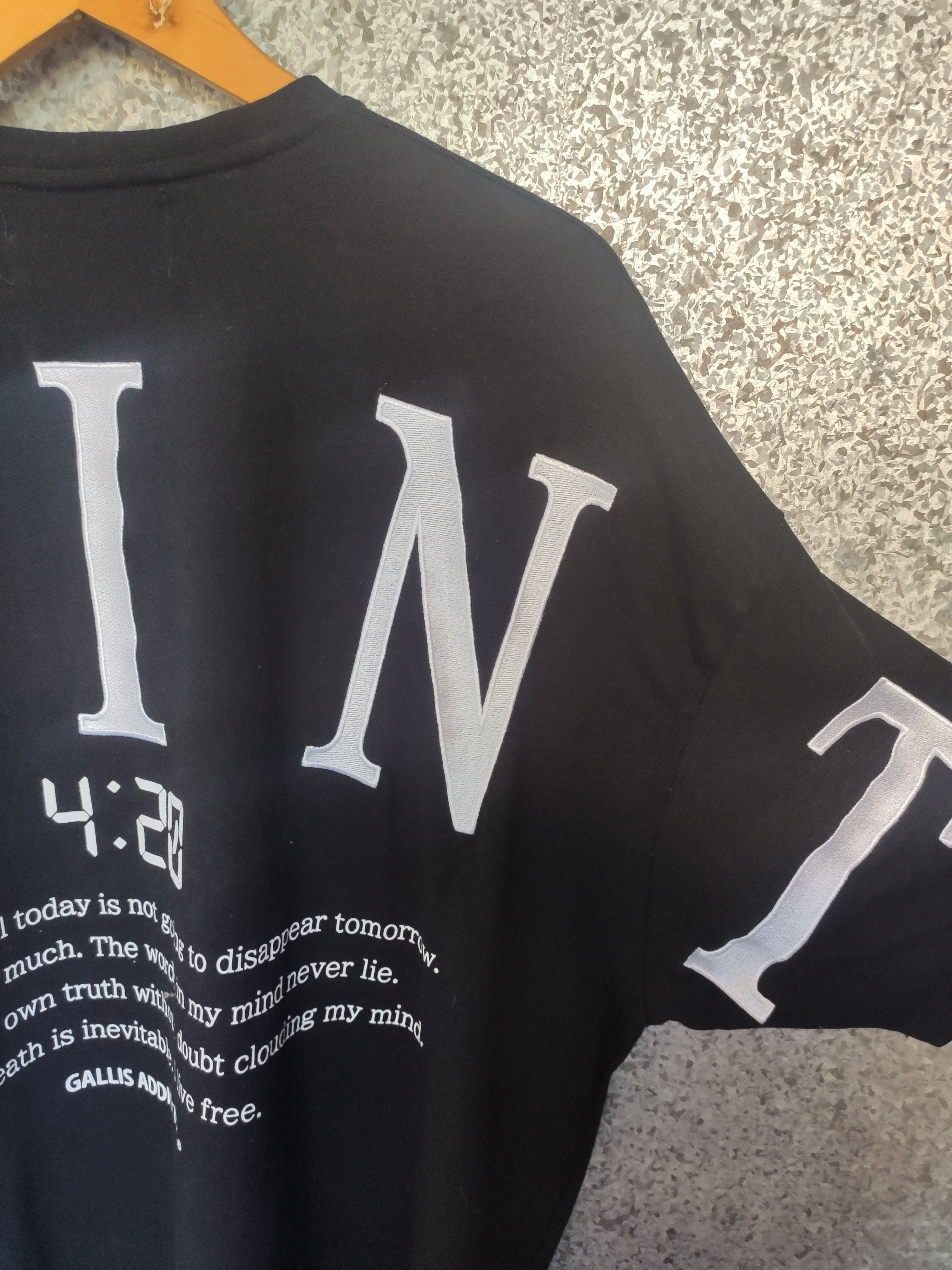 Japanese Brand Gallis Addiction t shirt oversized Size US L / EU 52-54 / 3 - 3 Thumbnail