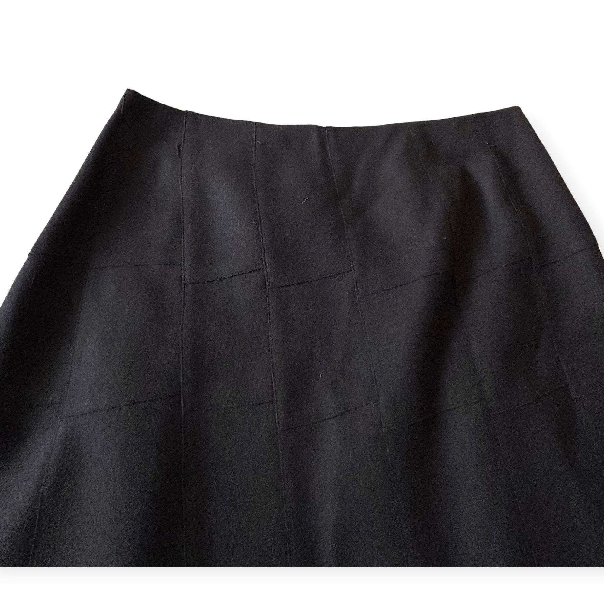 Miu Miu Miu Miu FW06 Felt Wool Skirt IT44 Size 30" / US 8 / IT 44 - 9 Thumbnail