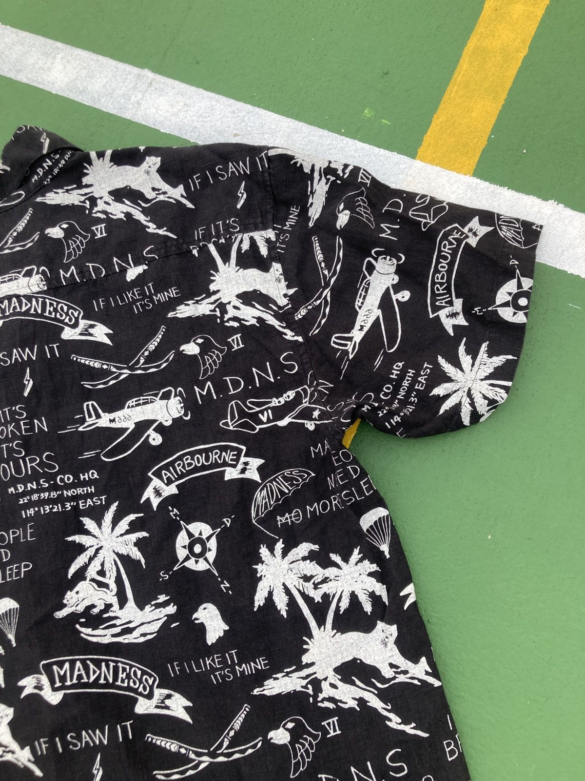 Madness Madness 18SS Collage AOP Graphic Illustration Shirt Size US XL / EU 56 / 4 - 18 Thumbnail