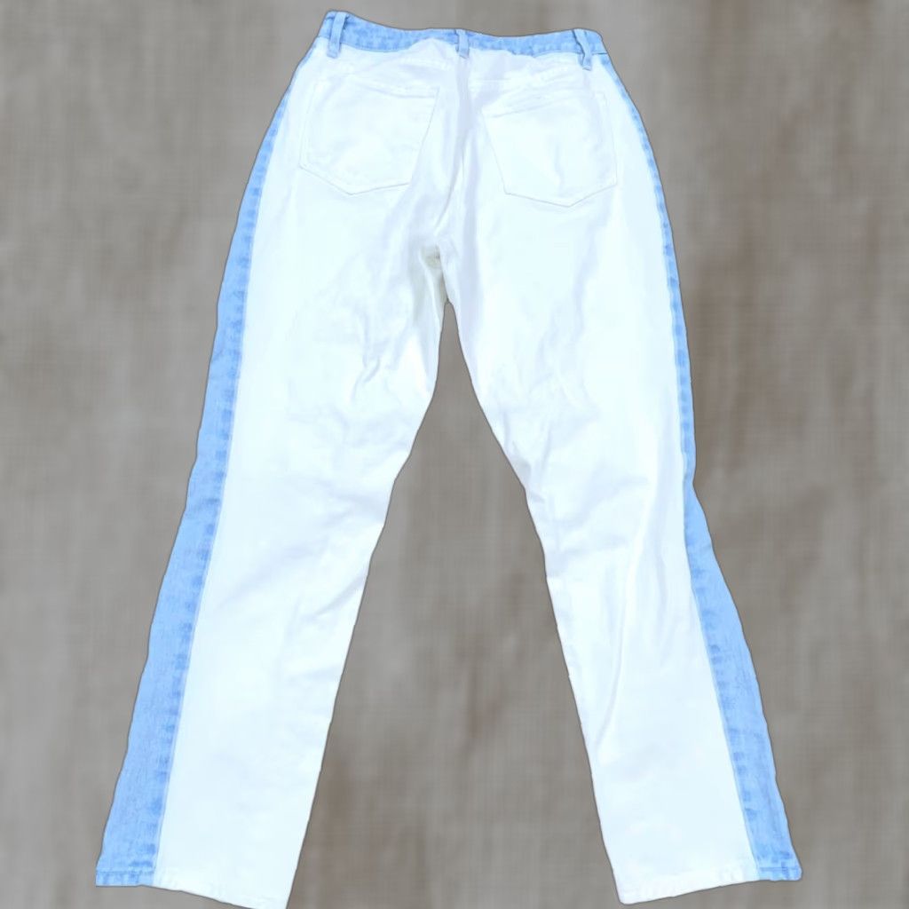 Pacsun PacSun Jeans Women 27 Mom Blue White Med Wash Ripped Holes Knee Ladies Pant Size 27" / US 4 / IT 40 - 1 Thumbnail