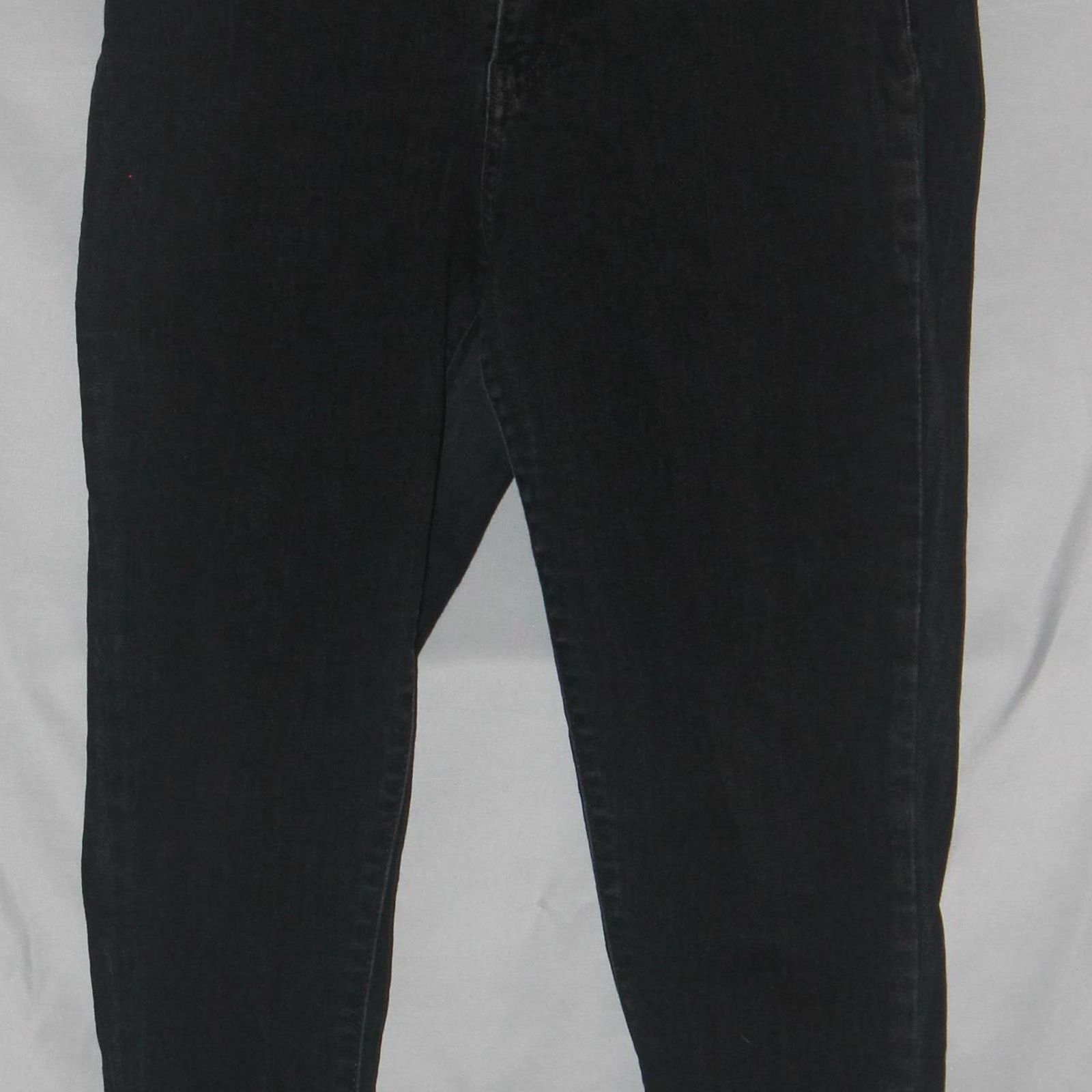 Levi's Levi's Women's Skinny Jeans - Sz 32 waist Size 32" / US 10 / IT 46 - 1 Thumbnail