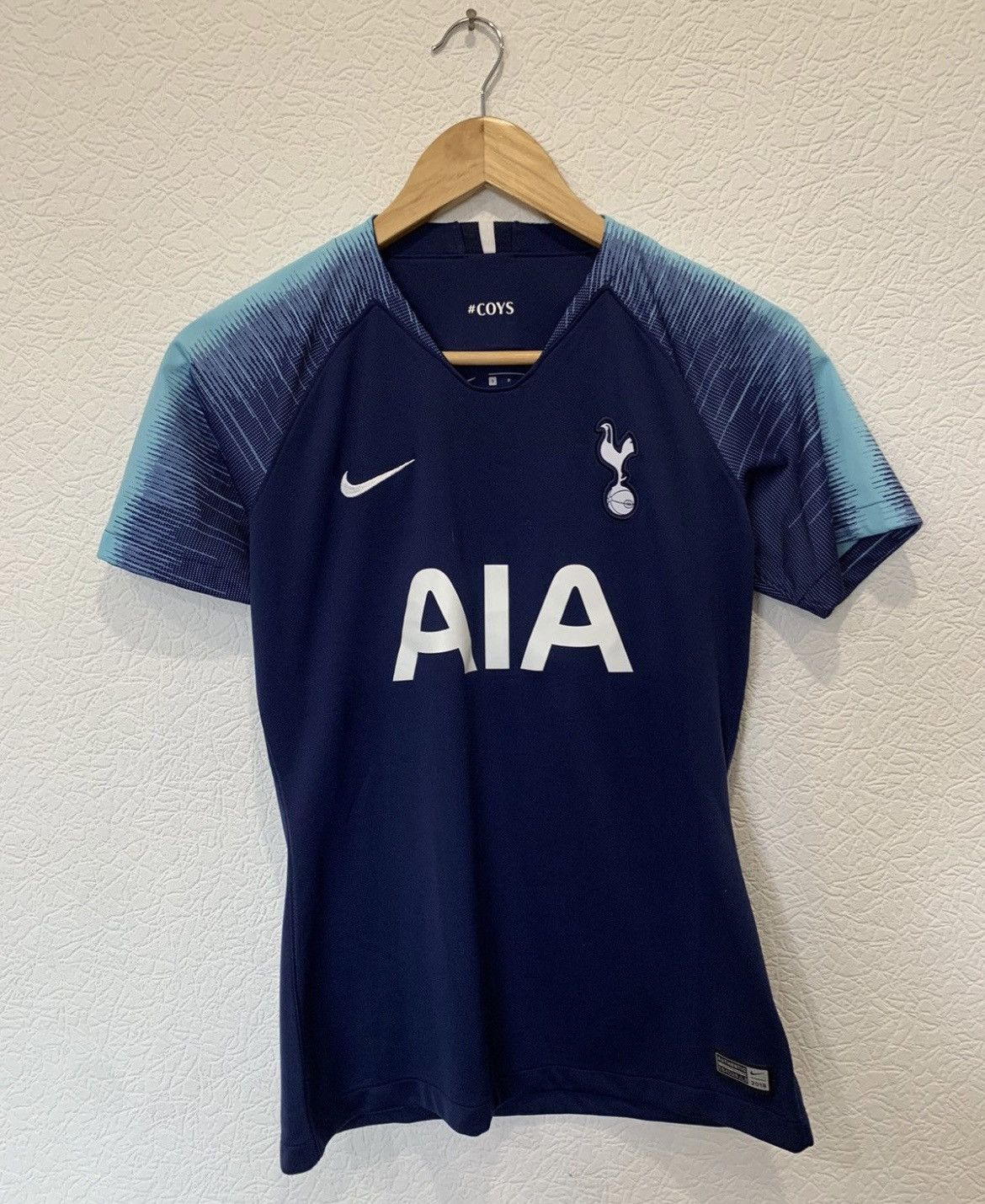 Nike Nike Tottenham Women 2018/2019 Home Soccer Jersey Size S / US 4 / IT 40 - 1 Thumbnail
