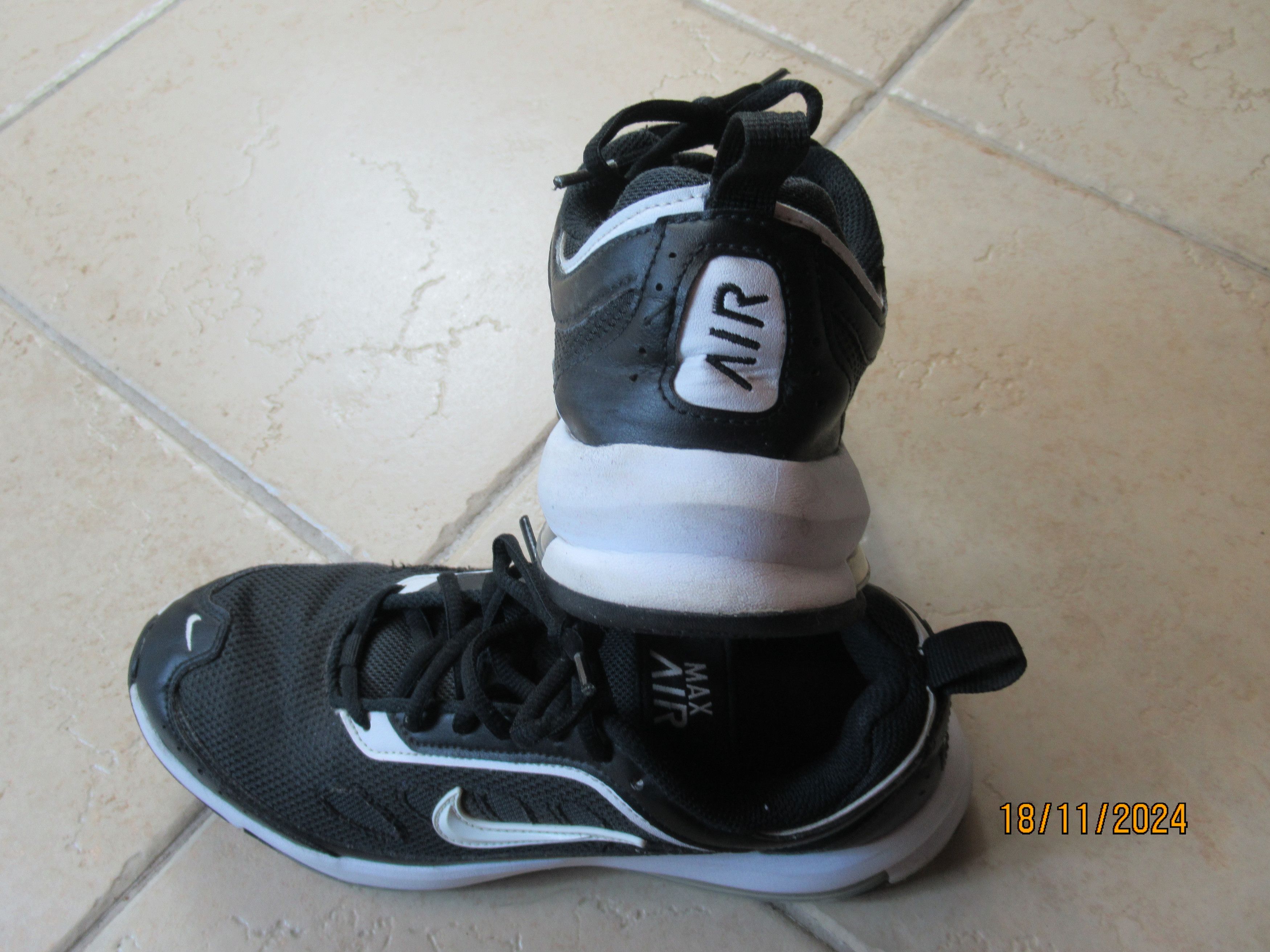 Nike Nike Air Max AP Size US 8 / EU 41 - 5 Thumbnail
