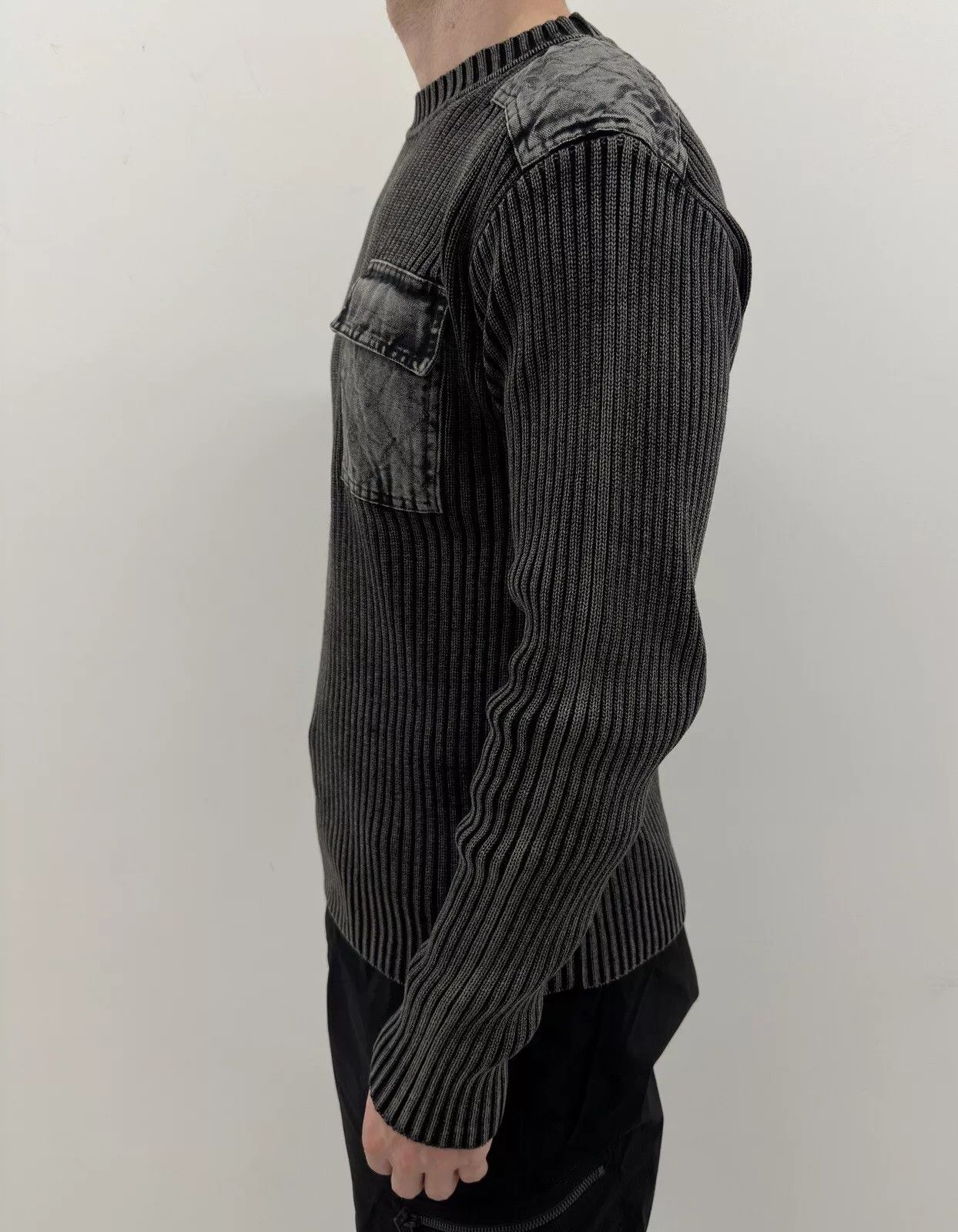 Vintage VINTAGE 2000s Y2K MENS STYLE DIESEL RIBBED SWEATER FADED Size US L / EU 52-54 / 3 - 3 Thumbnail