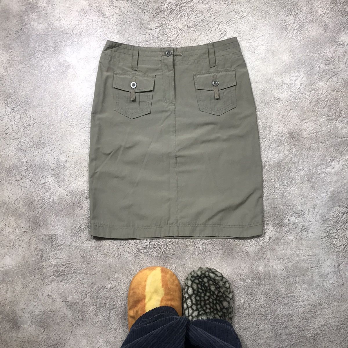 Vintage Vintage Y2K Cargo Skirt Olive Green Streetwear Gorpcore 29 Size 29" - 1 Thumbnail