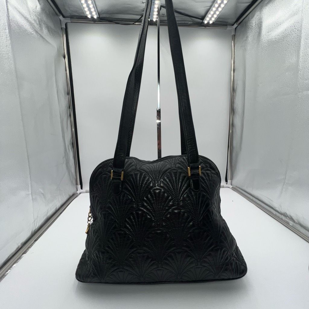 Bally Bally Vintage Quilted Lambskin Fan Motif Shoulder Bag Size ONE SIZE - 2 Thumbnail