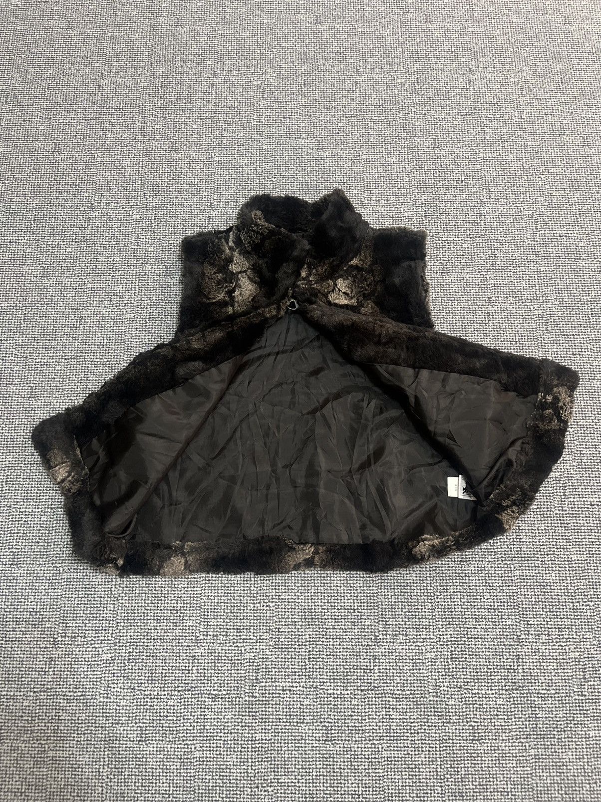 Japanese Brand Vintage Across AR Japanes Brand Fur vest Jacket Size US M / EU 48-50 / 2 - 5 Thumbnail