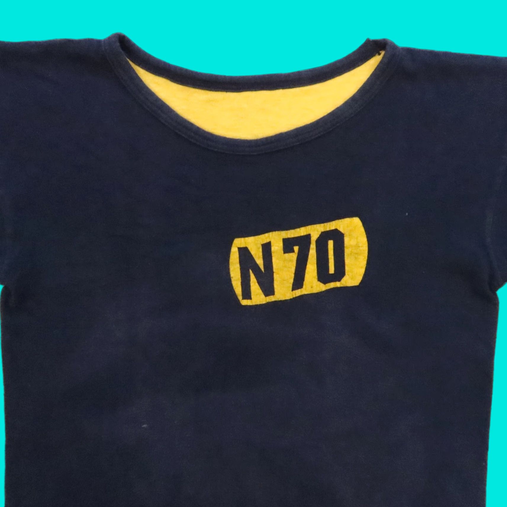 Vintage Vintage Wilton Physical Education Double Sided Gym Shirt L Blue Mens T-Shirt Size US L / EU 52-54 / 3 - 1 Thumbnail