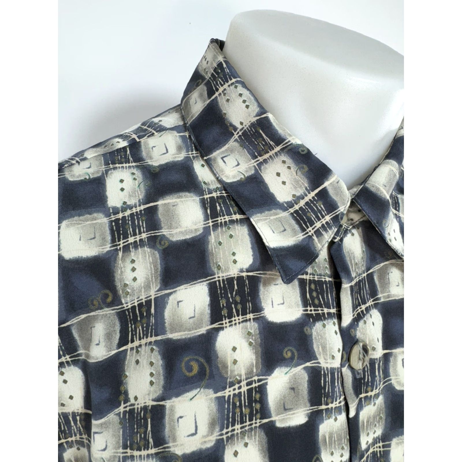 Vintage Gorgeous BERNINI Beverly Hills Geometric Mens 2XL Button-Up Shirt Long Sleeve Blue / Silver / Gray Size US XXL / EU 58 / 5 - 2 Thumbnail