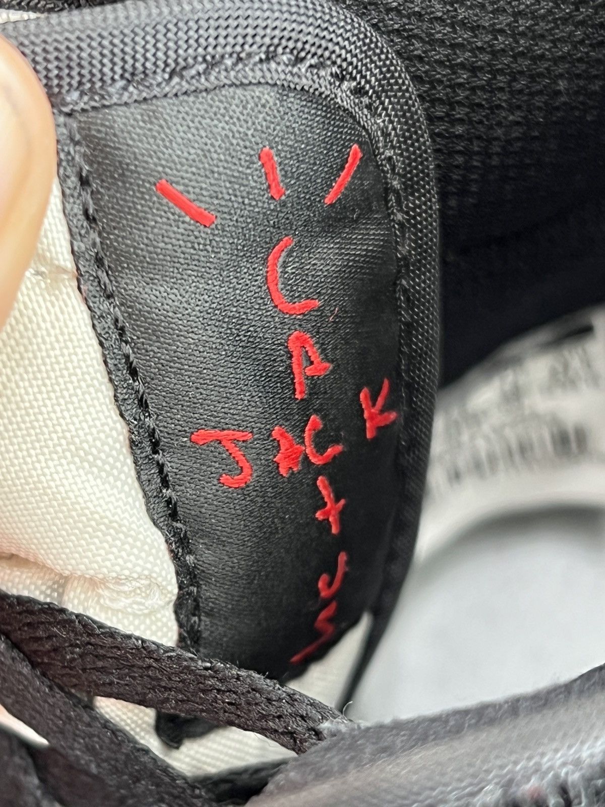 Jordan Brand × Travis Scott Air Jordan 1 High Travis Scott Mocha Sz. 9.5 (2019) Size US 9 / EU 42 - 13 Thumbnail