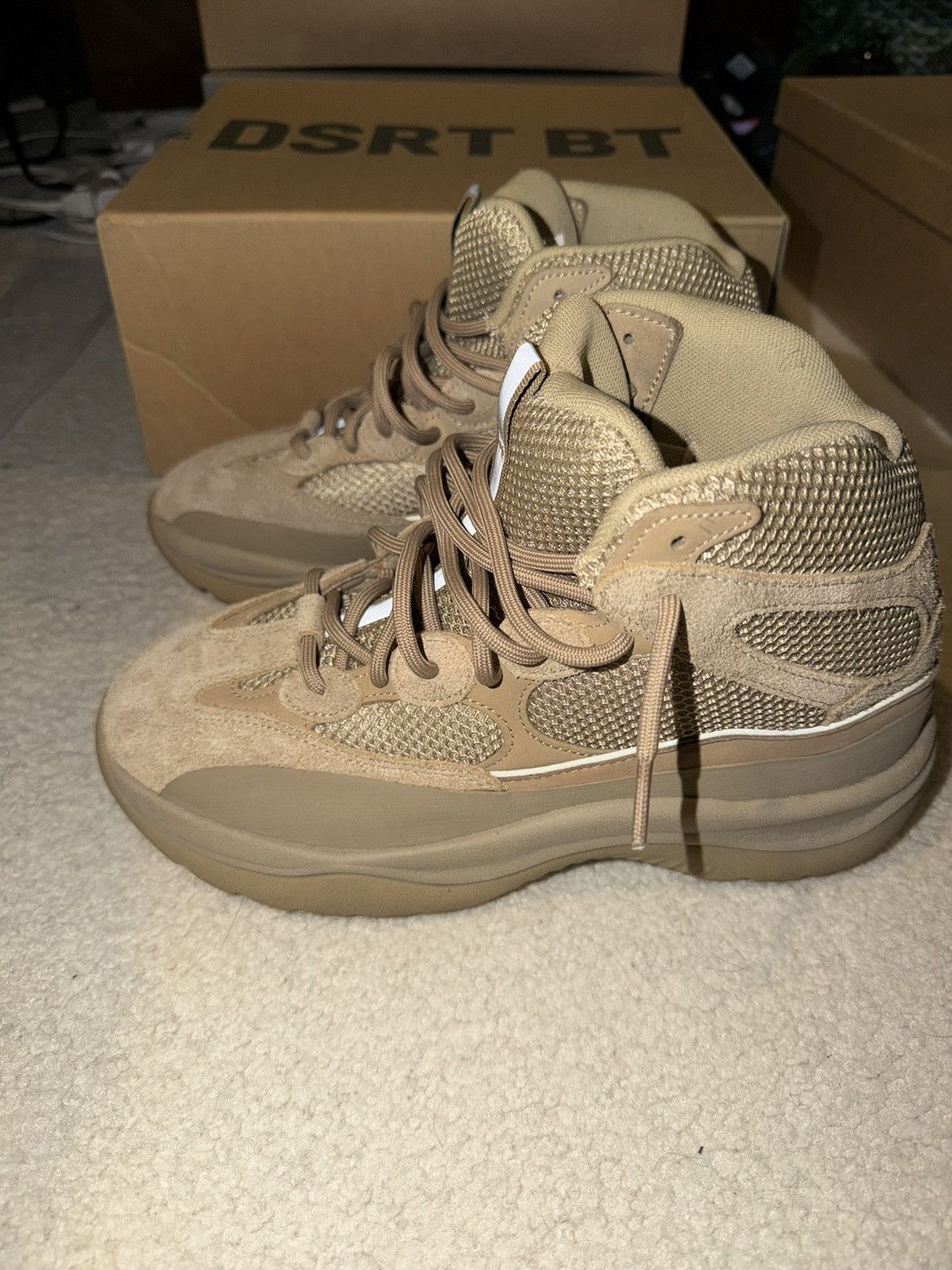 Yeezy Yeezy DSRT Boot Size US 9 / EU 42 - 1 Thumbnail