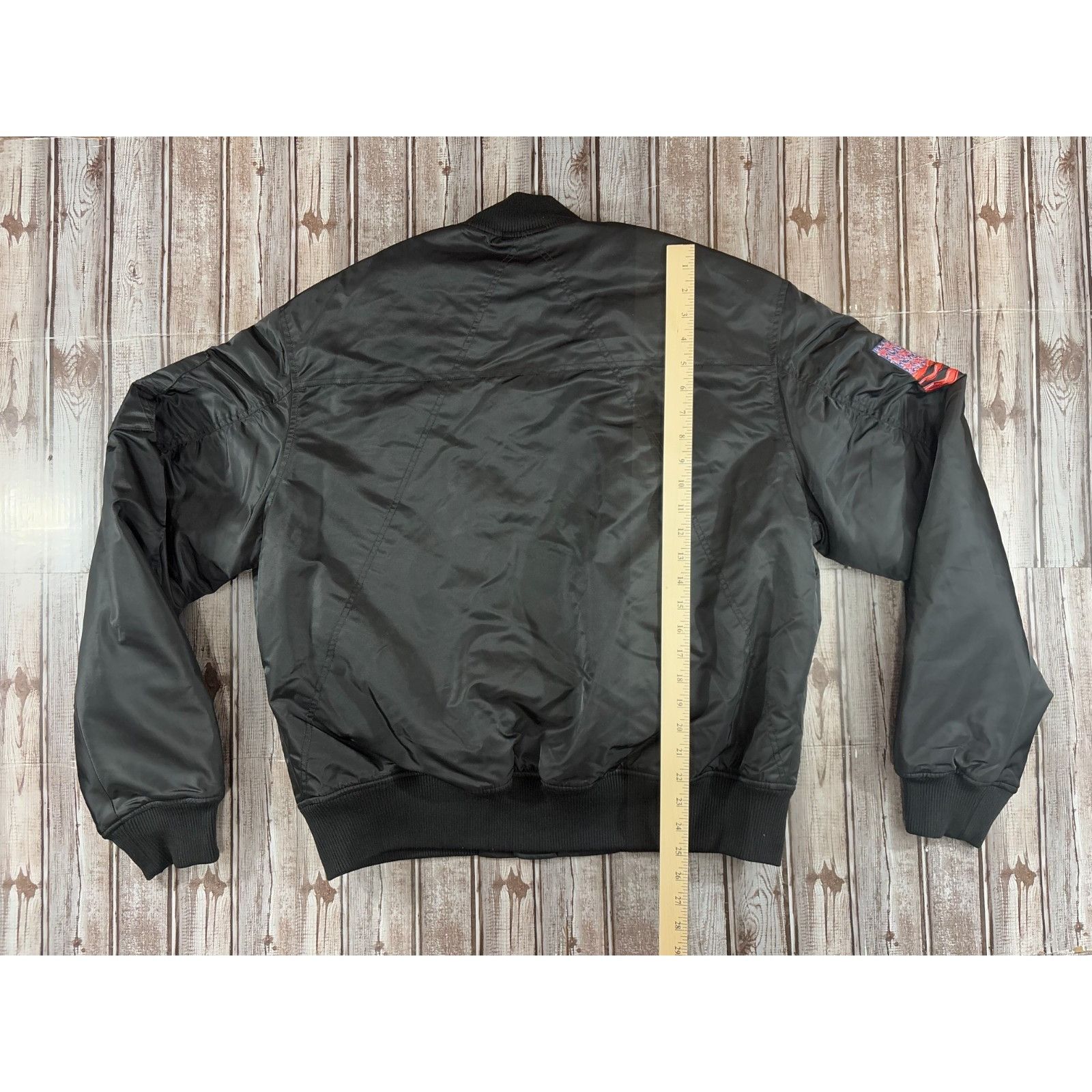 Axel Arigato Axel Arigato AA x Kenny Scharf Bomber Jacket Patch sz L colo Size US L / EU 52-54 / 3 - 10 Thumbnail