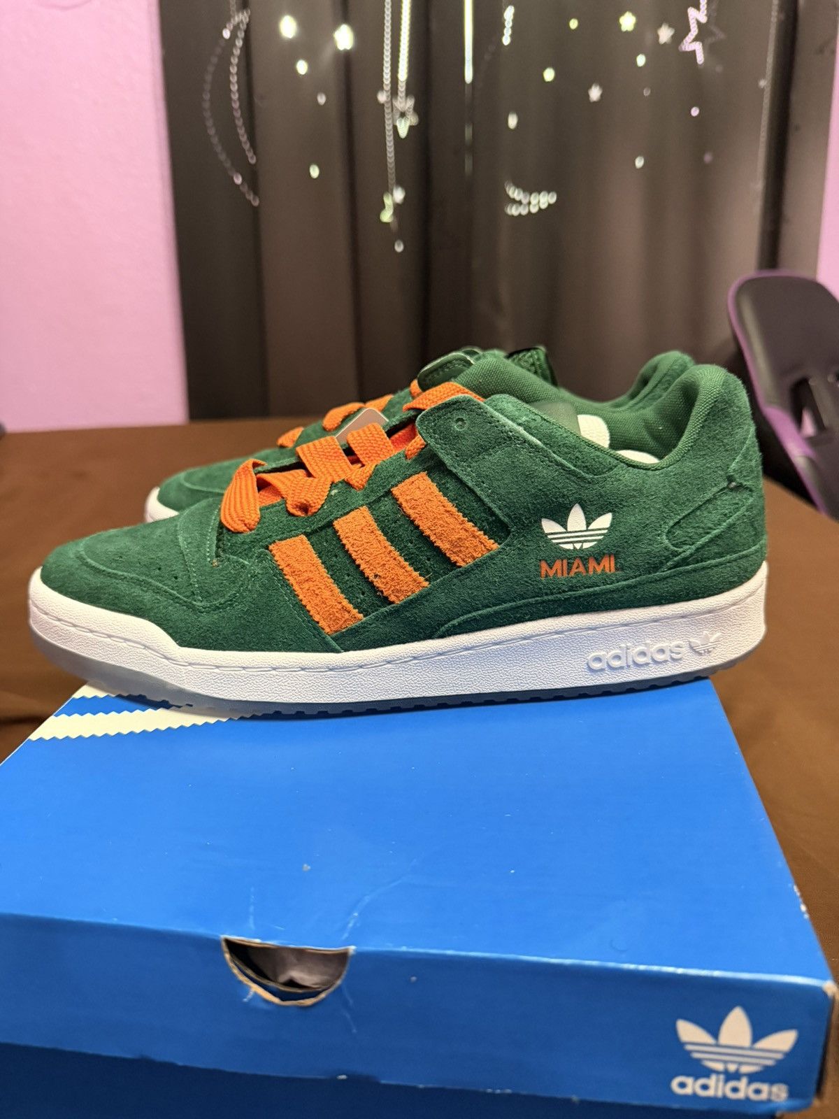 Adidas Player issued Adidas Forum Low Miami Hurricanes brand new Size US 11.5 / EU 44-45 - 4 Thumbnail