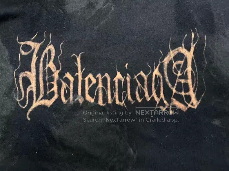 Balenciaga Balenciaga Abstract Logo Letter Pattern Printed Short Slee Size US L / EU 52-54 / 3 - 3 Thumbnail