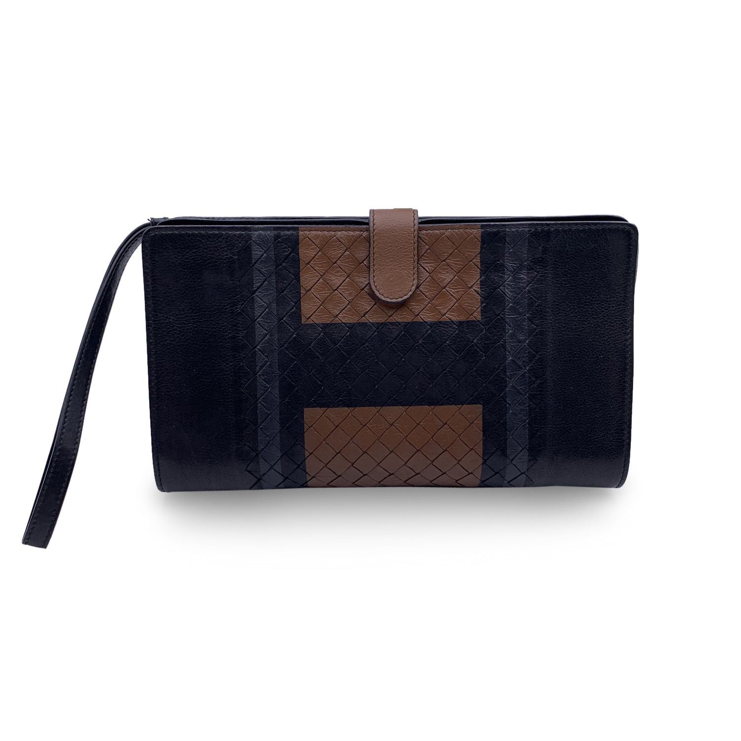 image of Bottega Veneta Bottega Veneta Clutch Bag Intrecciato in Black, Women's