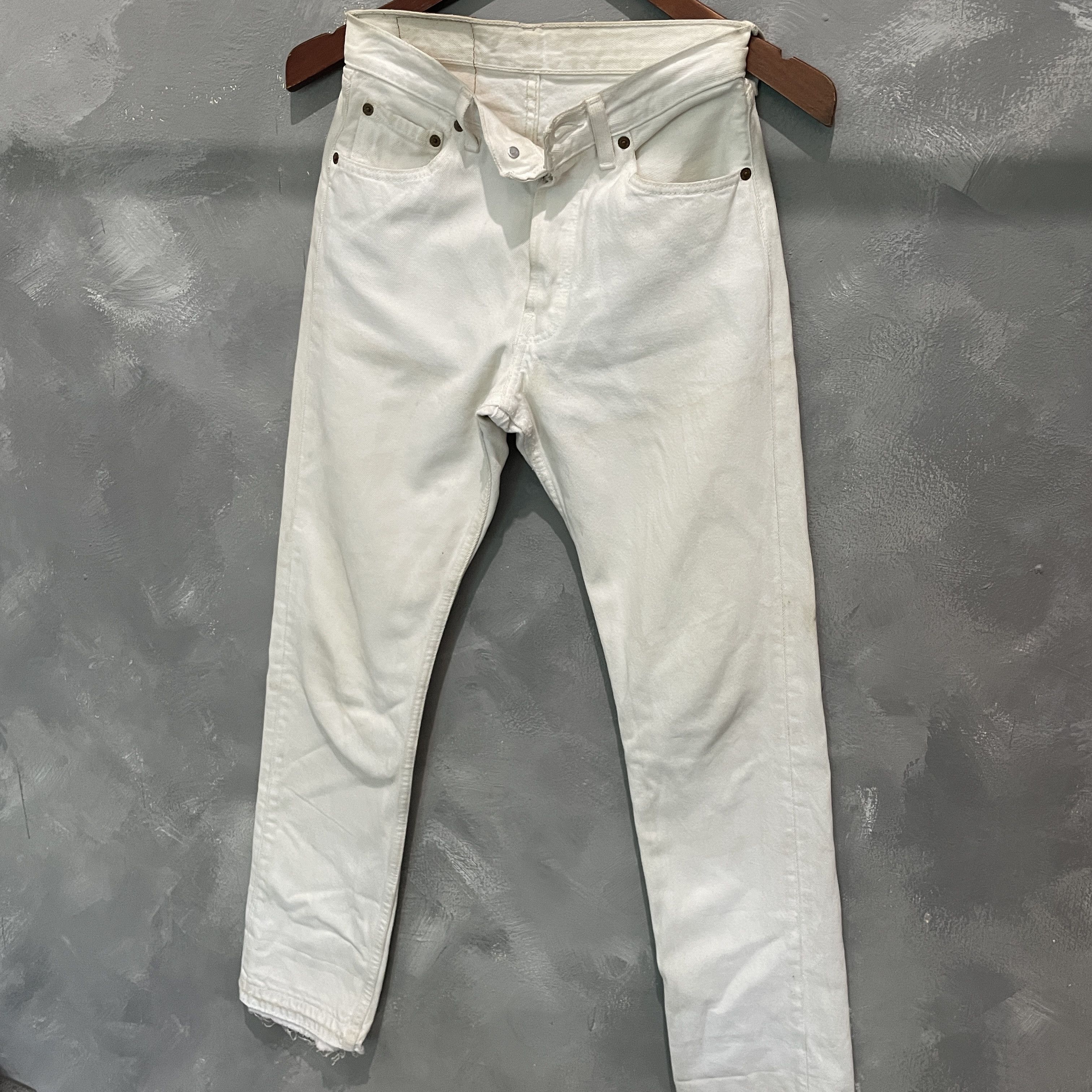 Levi's Vintage 90s Levi's 501 Thrashed Released Hem White Size 27" / US 4 / IT 40 - 5 Thumbnail