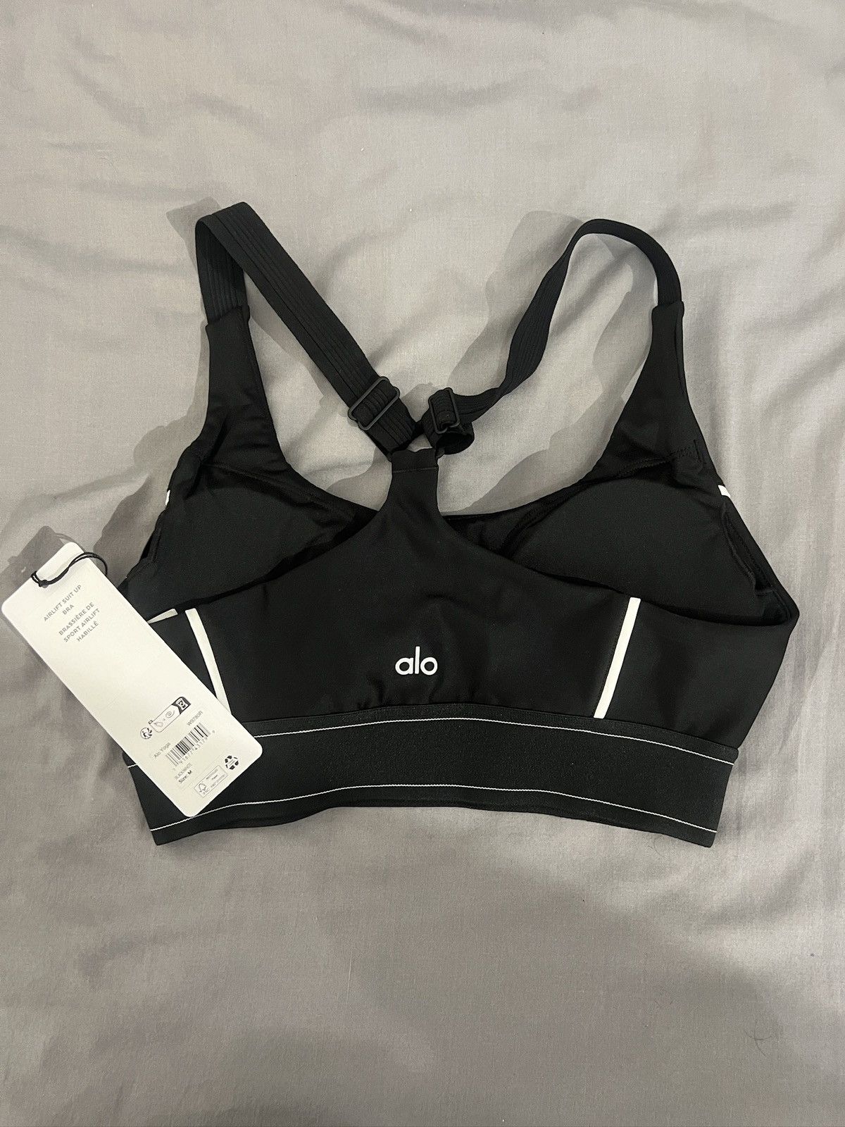 Alo Yoga Alo Yoga Bra and Leggings Set Size 28" / US 6 / IT 42 - 6 Thumbnail