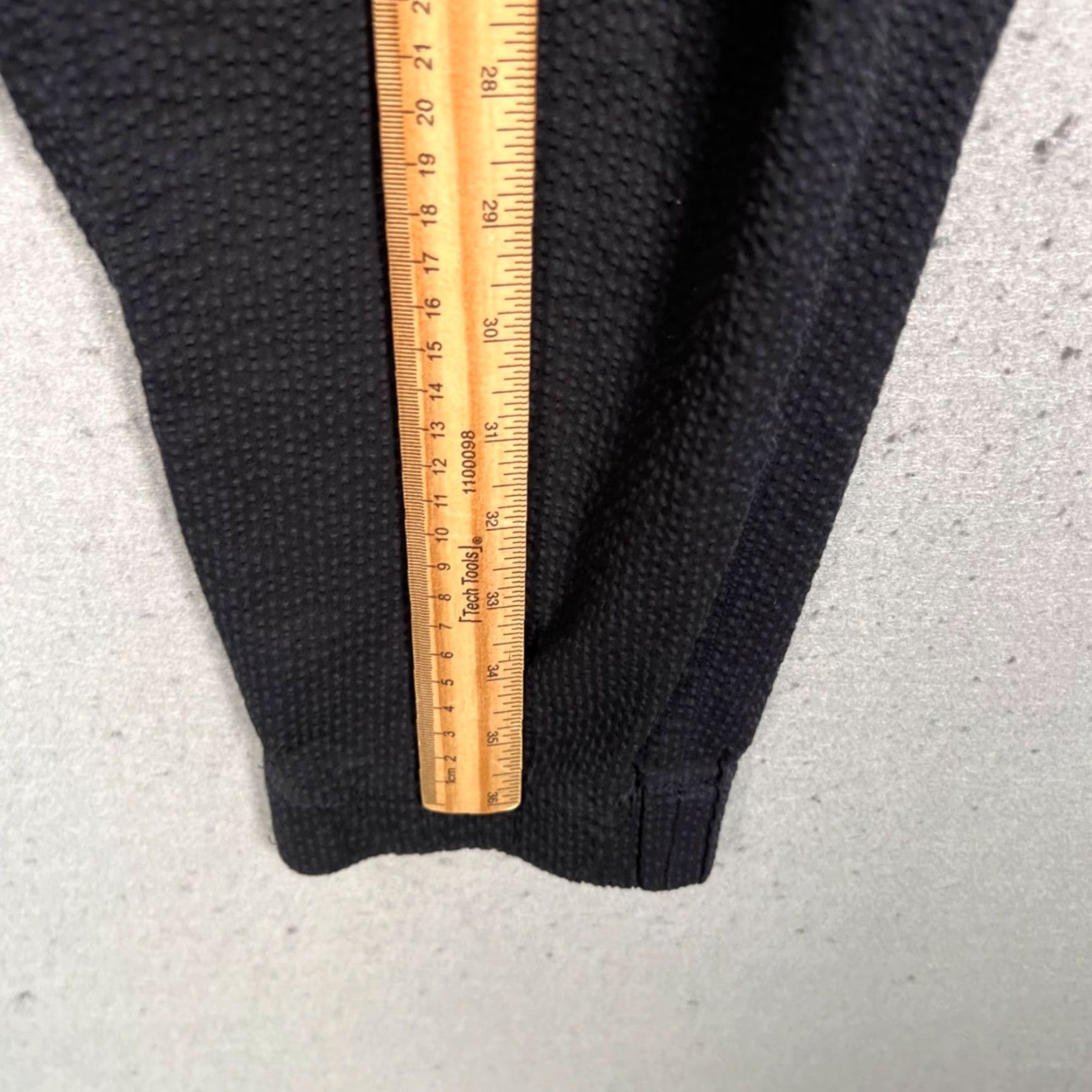 Cos COS Men's 32 Black Textured Cotton Tapered Leg Chino Pants Elastic Waist - Flat Front, Mid Rise, 27in Inseam, Casual, Regular, Pocket - Mens Pants Size US 32 / EU 48 - 6 Thumbnail