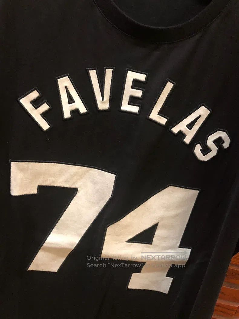 Givenchy Givenchy Number 74 T-Shirt Size US M / EU 48-50 / 2 - 2 Thumbnail