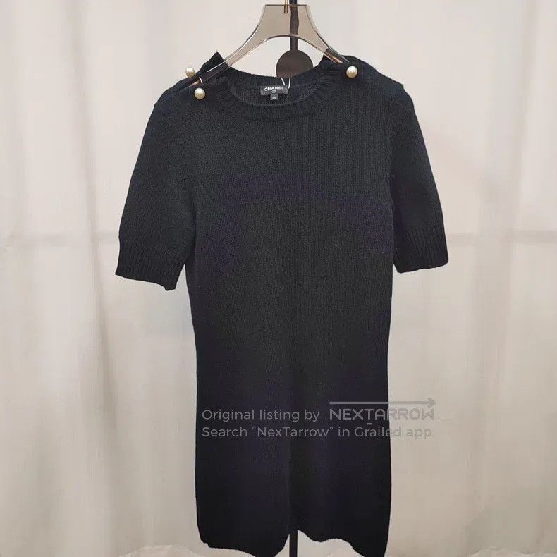 Chanel Chanel Black cashmere short sleeve Size XXS / US 00 / IT 34 - 1 Thumbnail