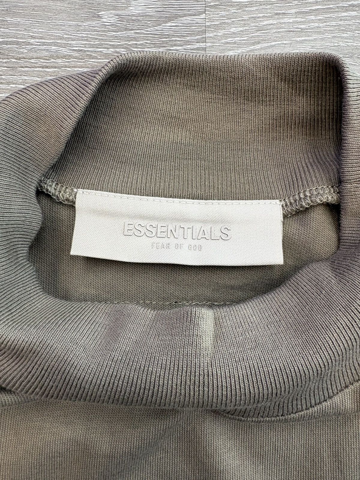 Essentials Fear Of God Essentials “Brown Flocked” Long Sleeve T-Shirt Size US XXS / EU 40 - 3 Thumbnail