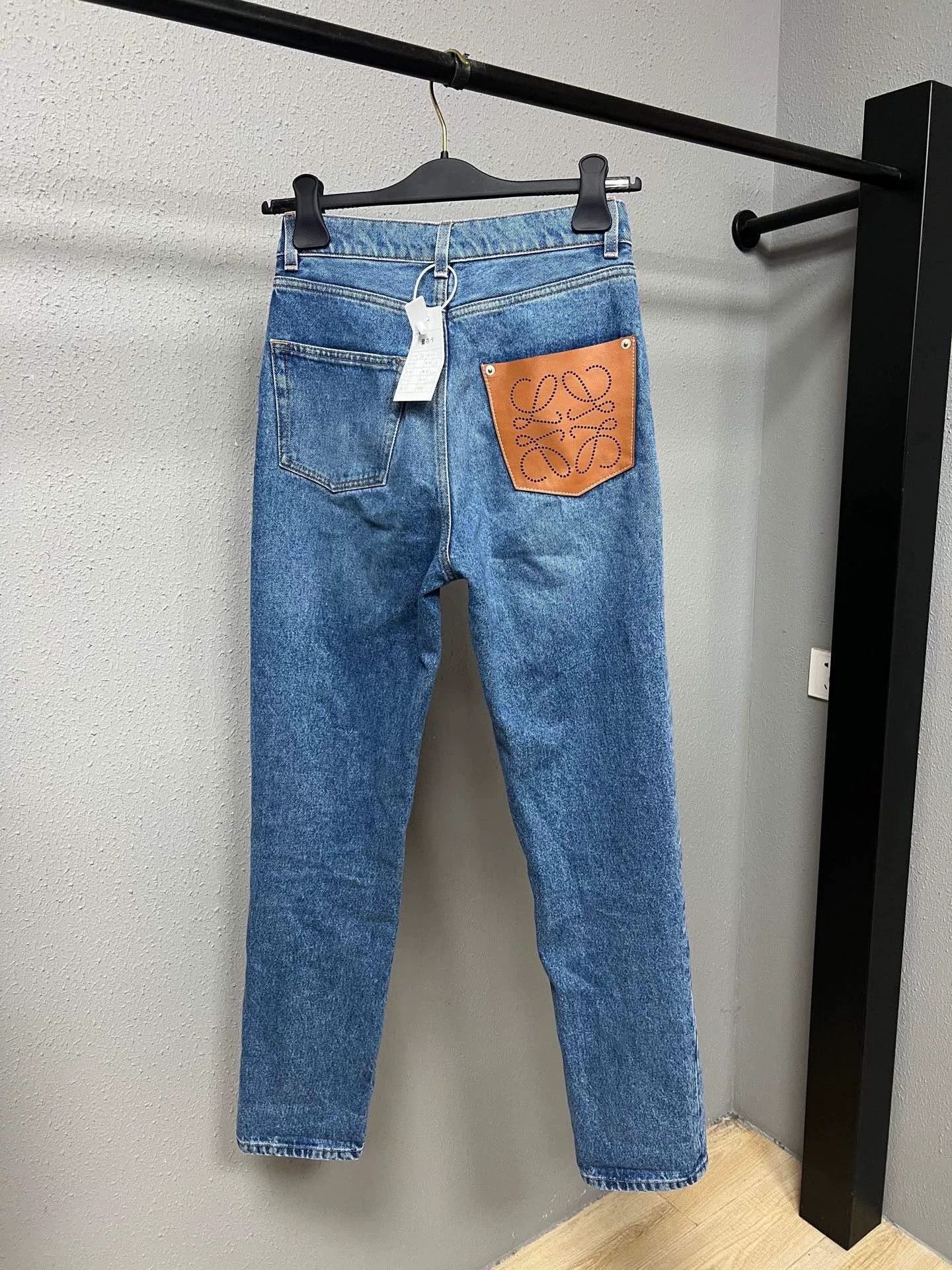 Loewe Loewe Leather Logo Patch Straight Jeans Size US 34 / EU 50 - 1 Thumbnail