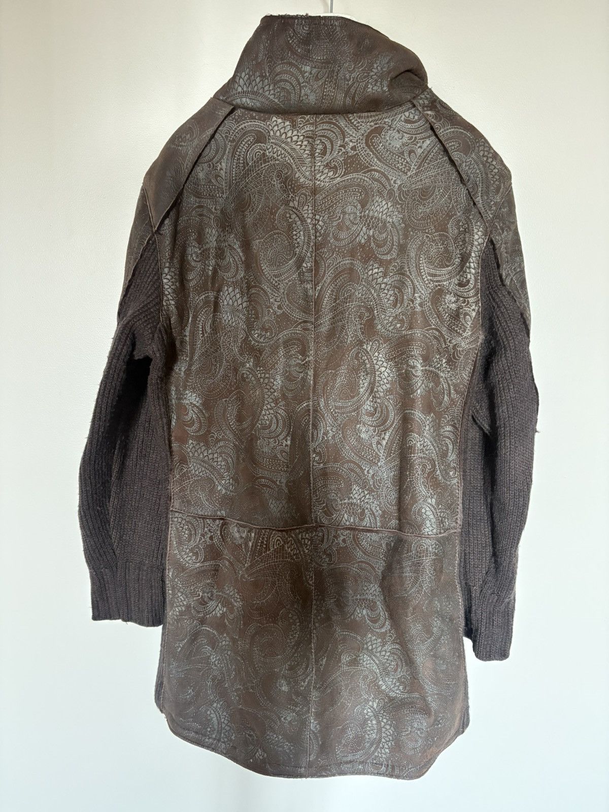 Cavalli Class 100% sheep skin coat IT 52 , 100% virgin wool Size US L / EU 52-54 / 3 - 5 Thumbnail