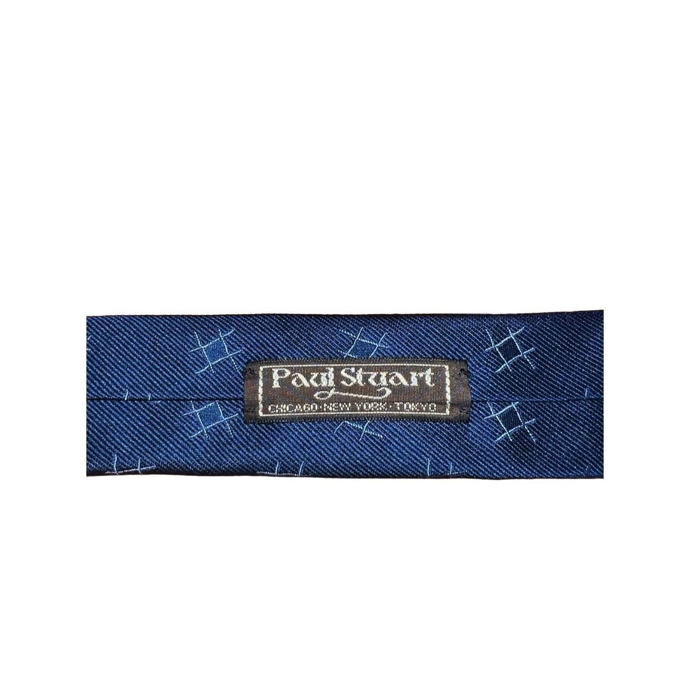 Paul Stuart Paul Stuart Navy Tick Tack Toe Print 100% Silk Handmade Neck Size ONE SIZE - 4 Thumbnail