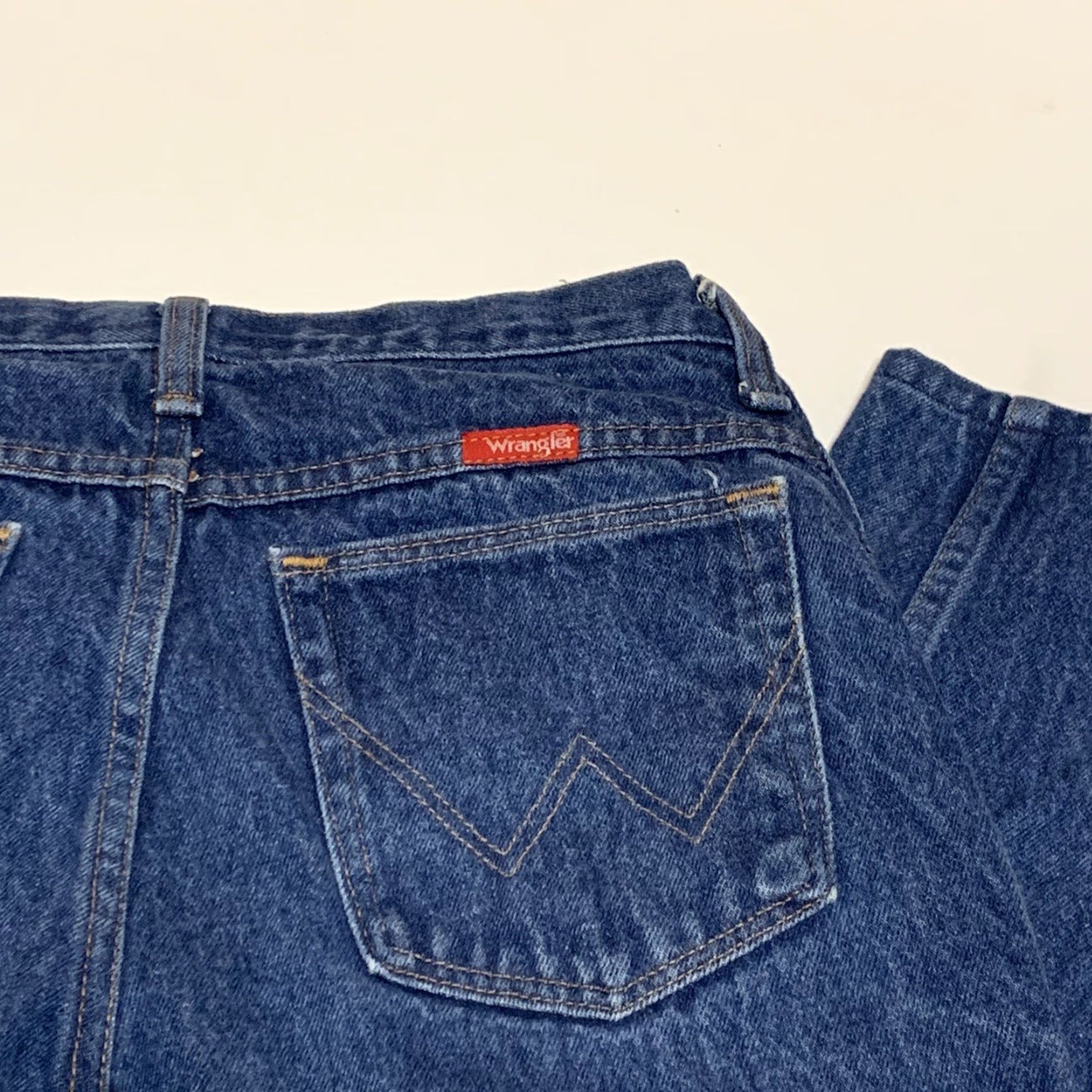Wrangler Vtg Wrangler Jeans 915PW Mens Regular Fit Blue Denim 29x25 Measures 29x25 1980s Jeans Mens Blue Denim Wrangler 915PW Size US 29 - 8 Thumbnail
