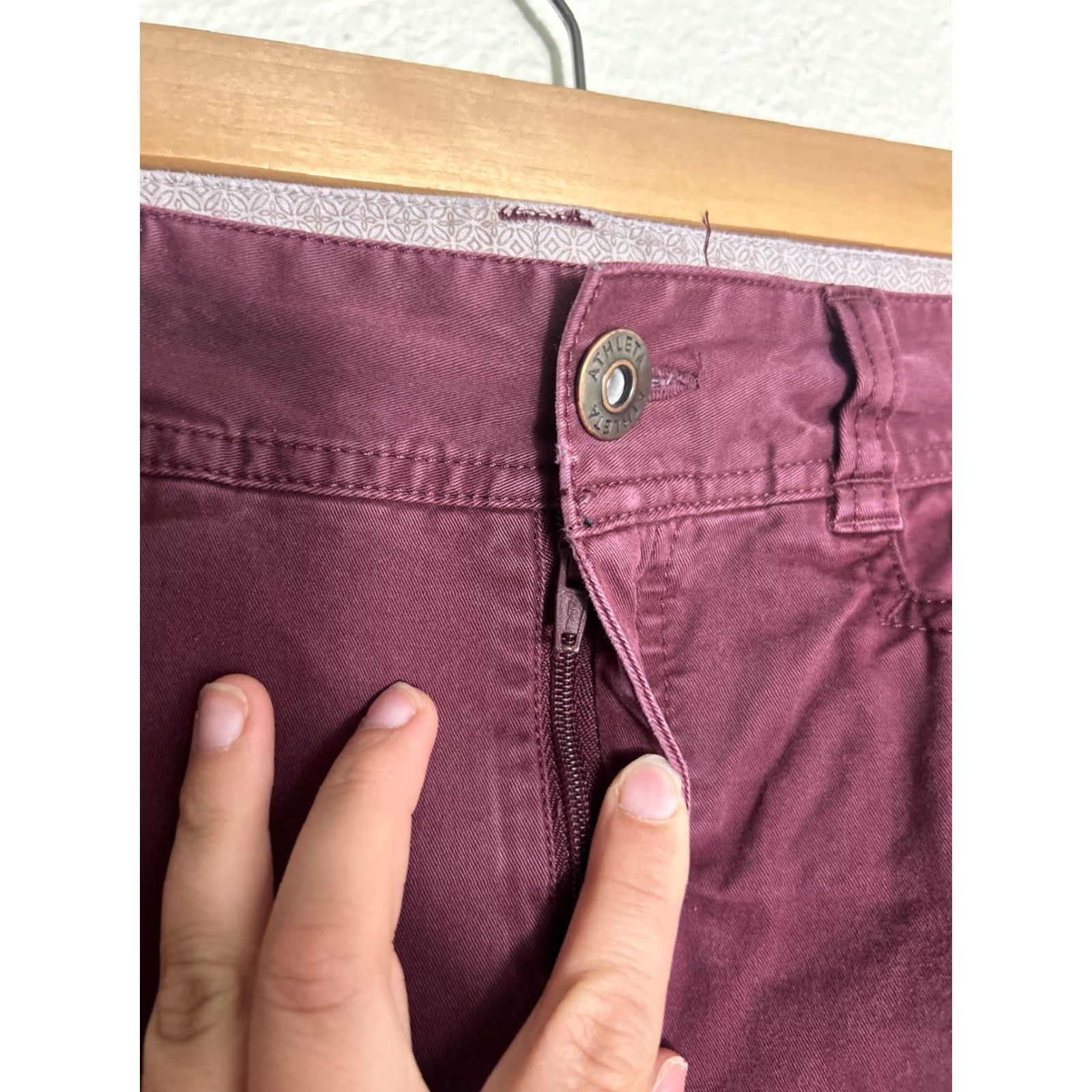 Athleta Athleta Slim Ankle Zip Pants Size 32x31 Maroon Cargo Outdoor Camping 268543 Size 24" / US 00 / IT 34 - 6 Thumbnail