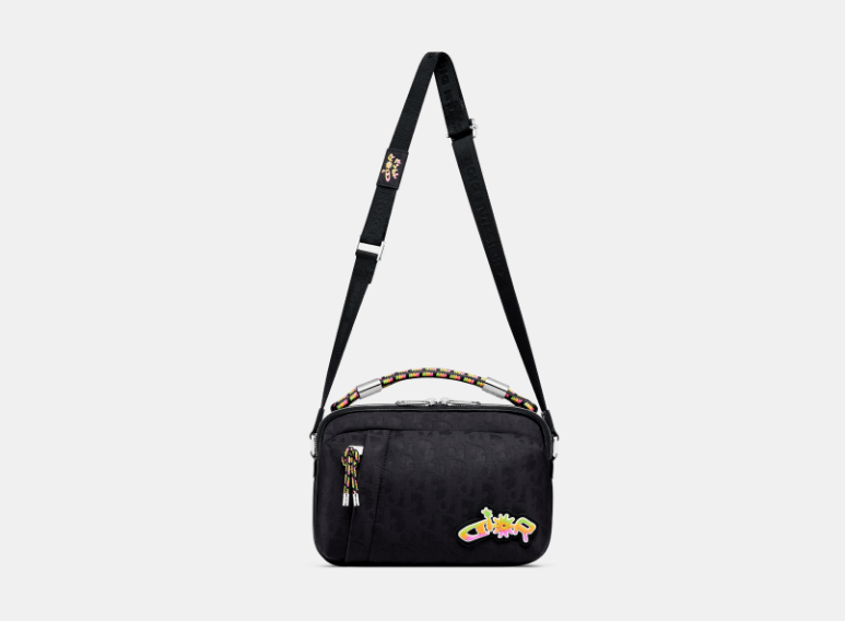 Dior o1w1db10426 1ESPO3 Size :OS/ Zipped Messenger Bag in Black Size ONE SIZE - 4 Thumbnail