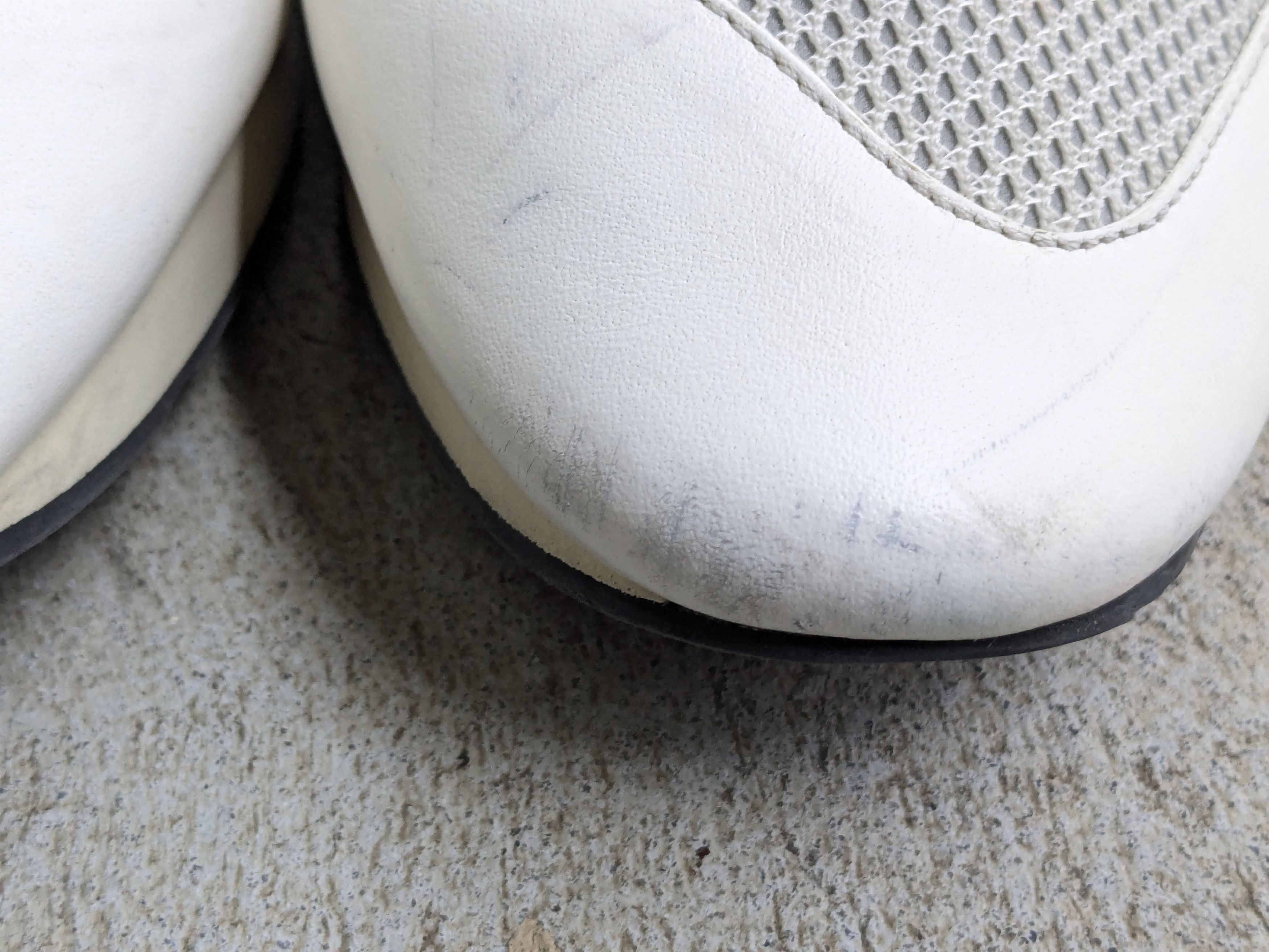 Balenciaga Balenciaga Race Runner White 12 45 Low Size US 12 / EU 45 - 6 Thumbnail