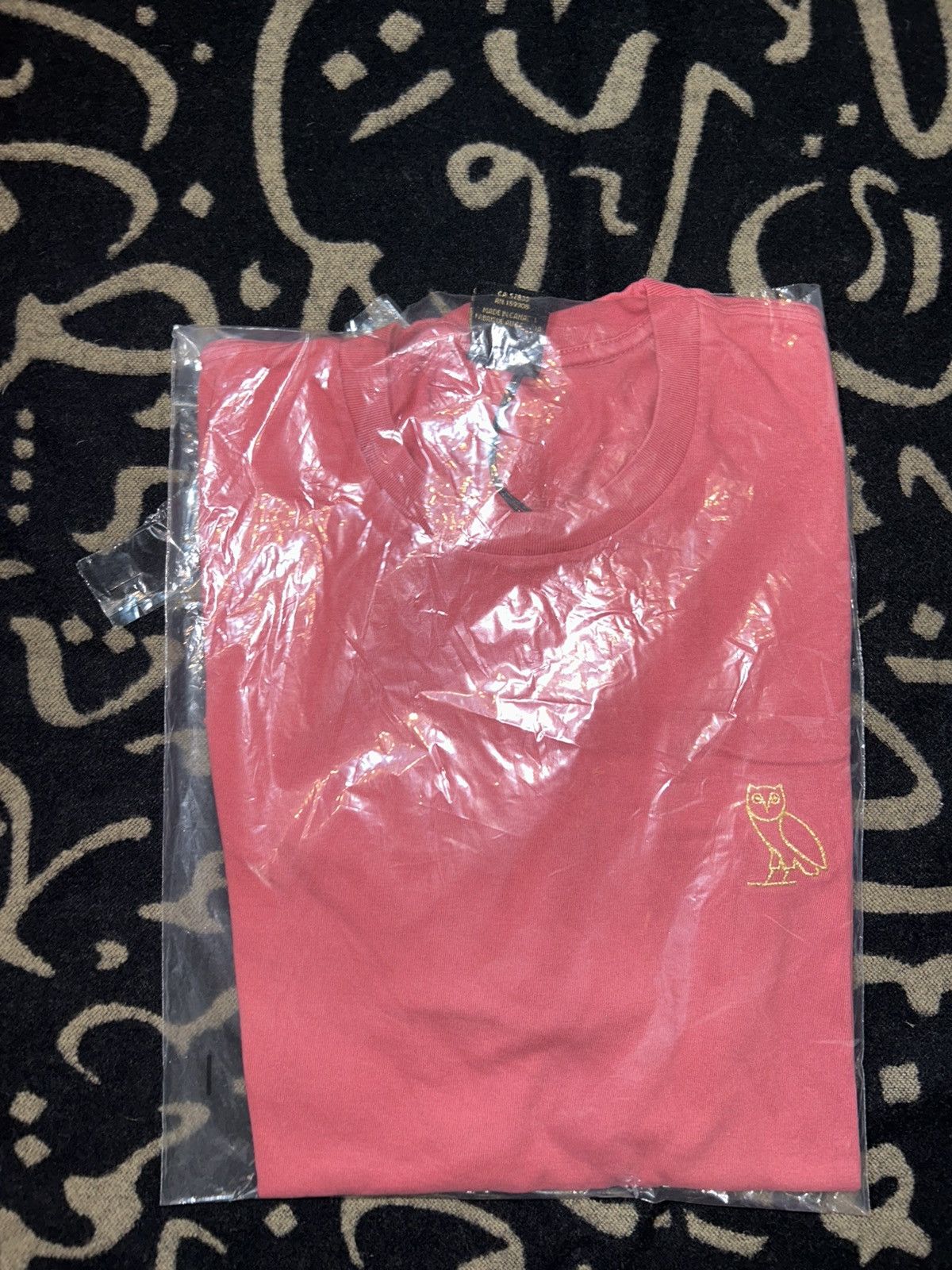 October's Very Own 2020 Red Garment dye Tshirt Size US L / EU 52-54 / 3 - 8 Thumbnail